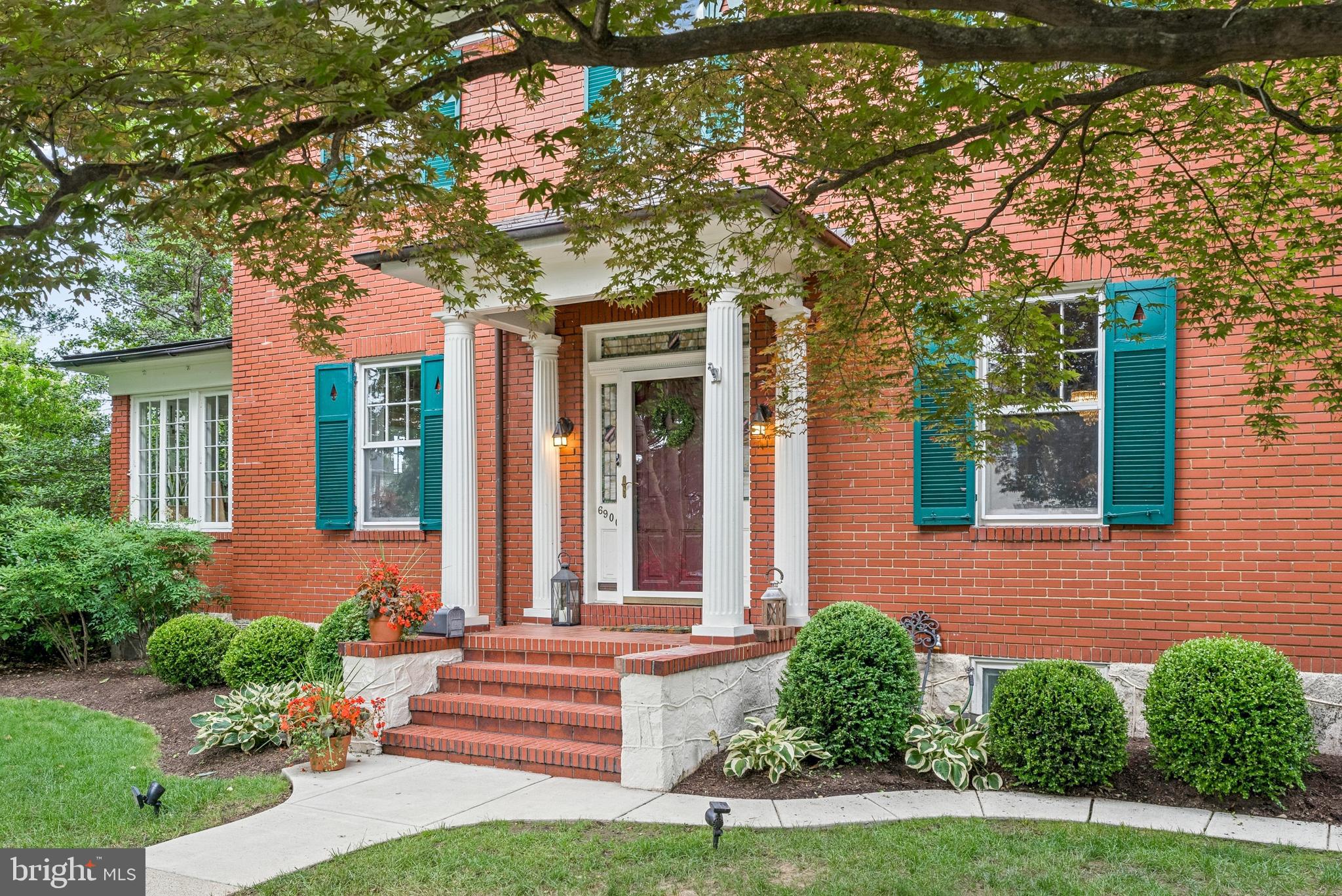 STONELEIGH - Residential