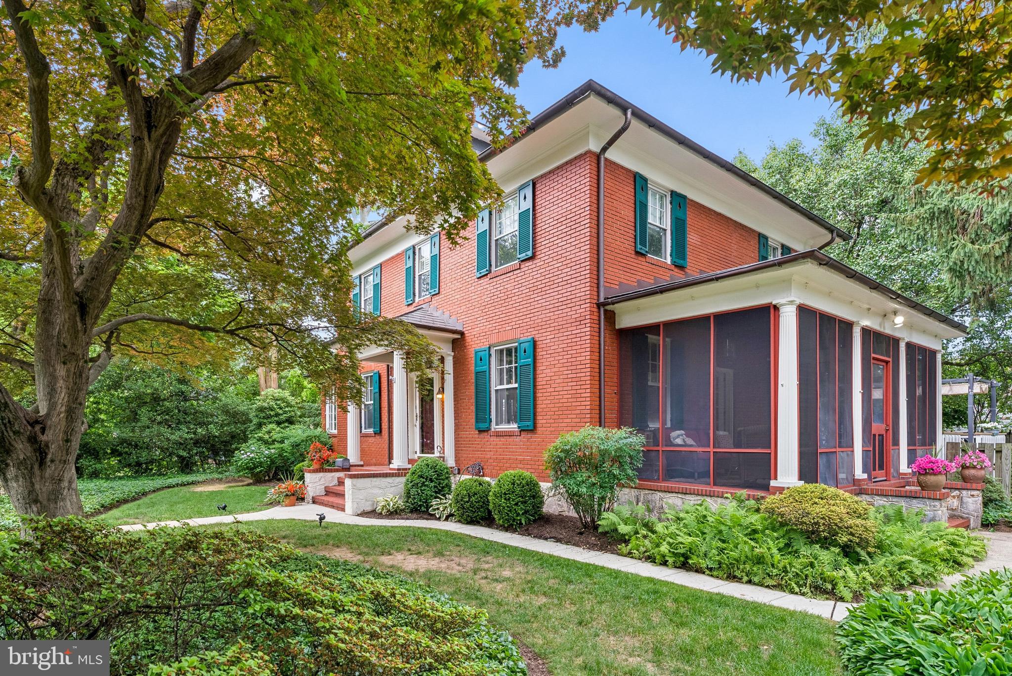 STONELEIGH - Residential
