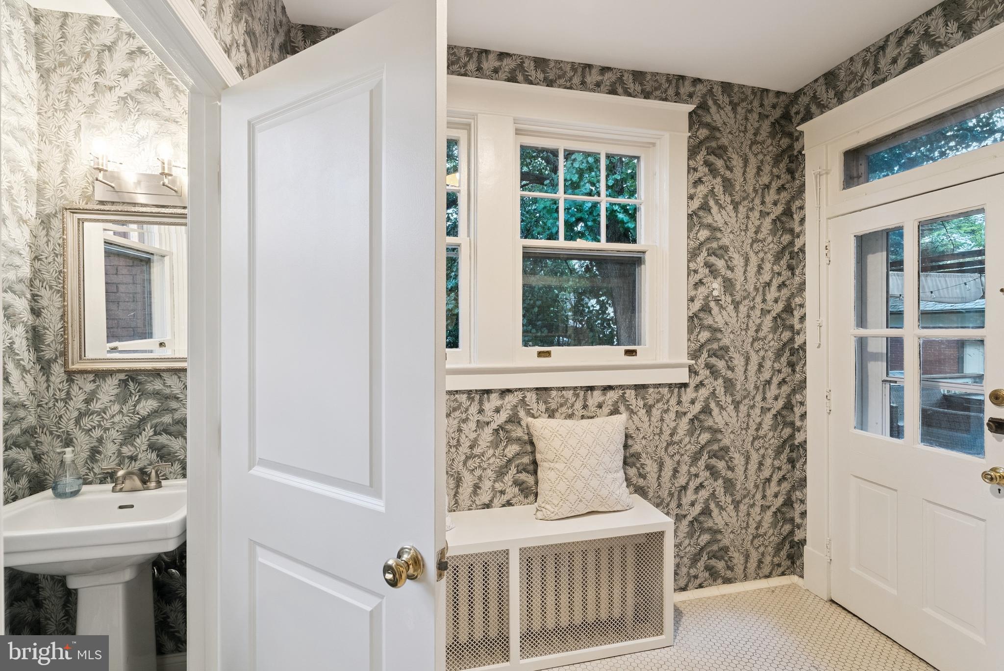 STONELEIGH - Residential
