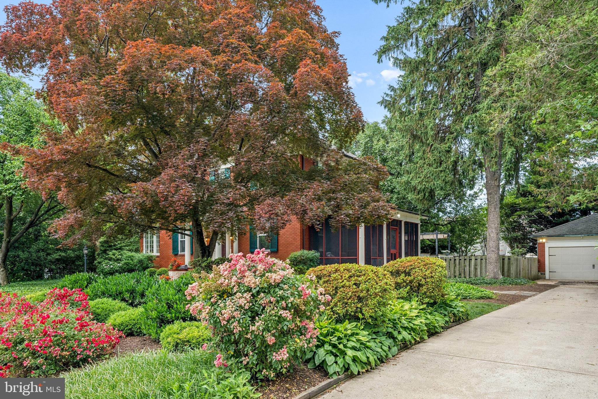 STONELEIGH - Residential
