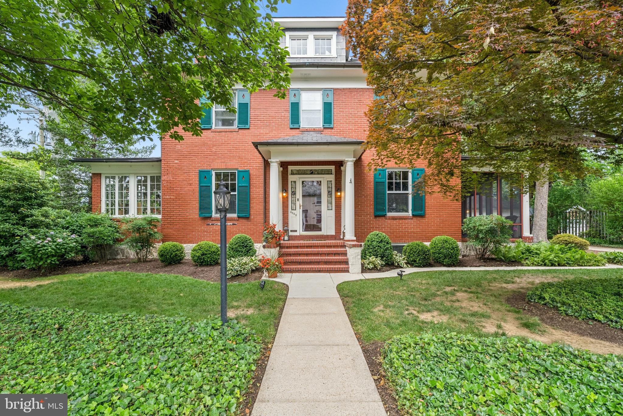 STONELEIGH - Residential