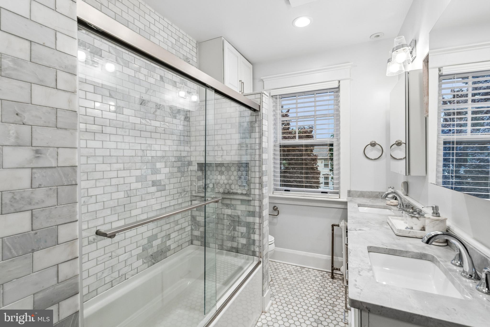 STONELEIGH - Residential