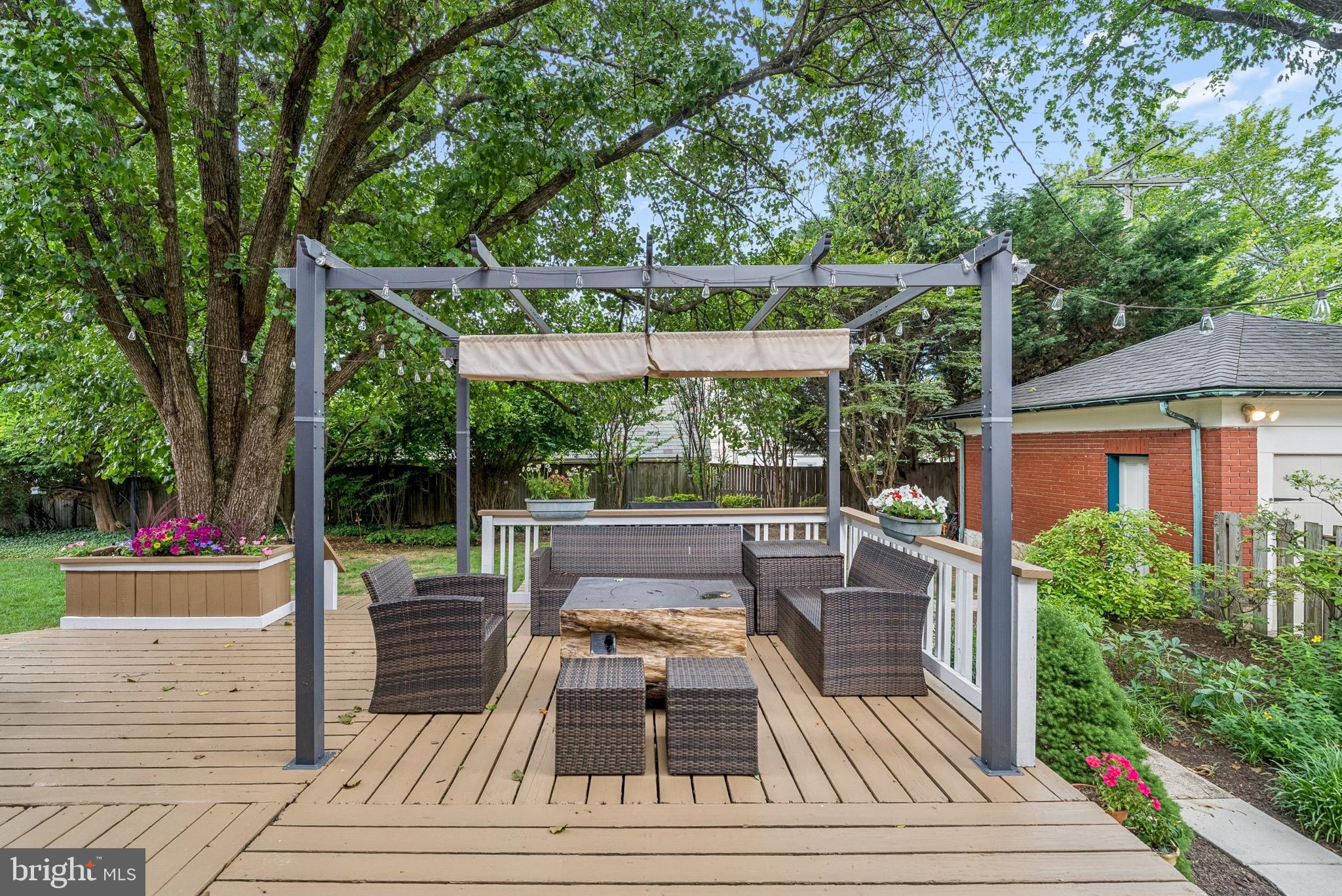 STONELEIGH - Residential