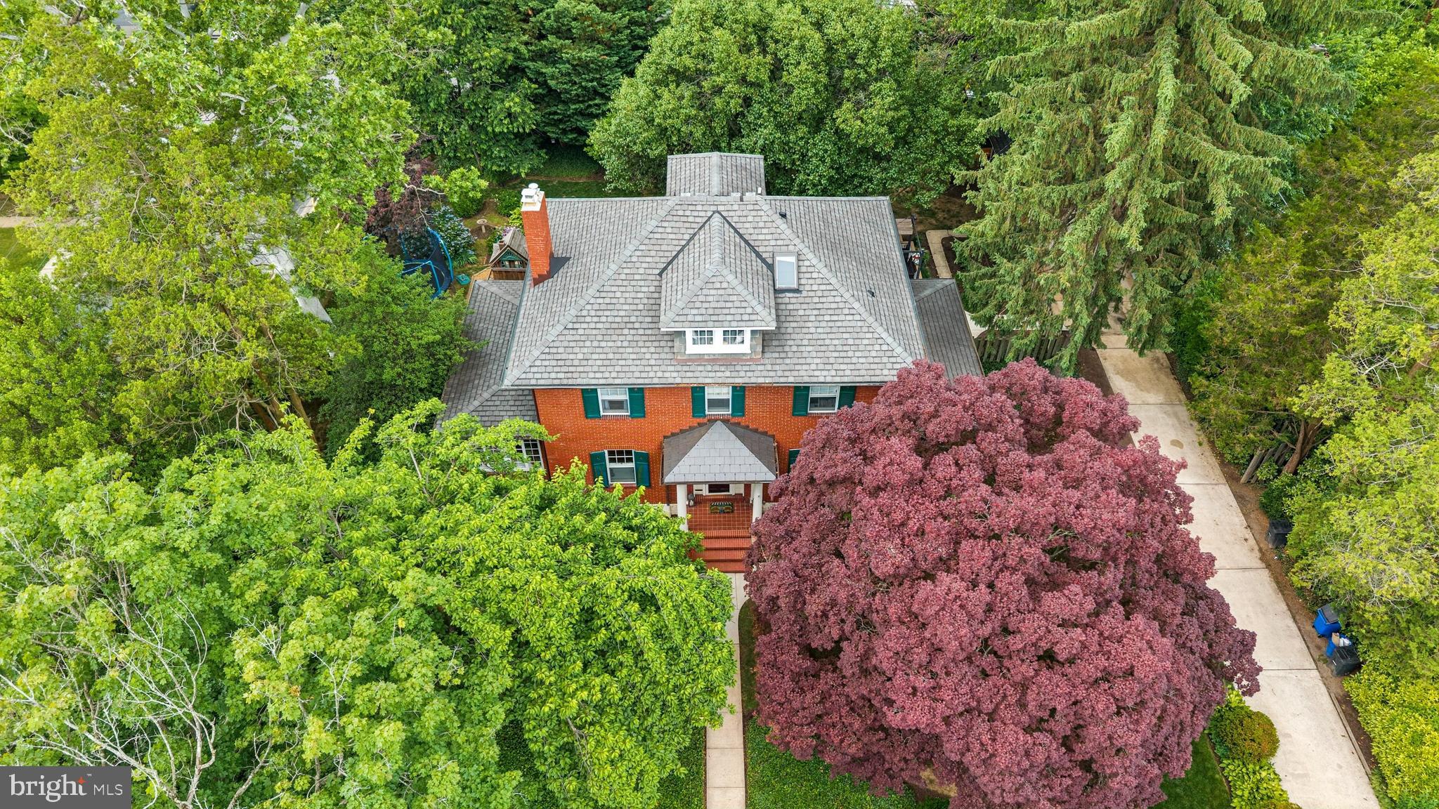 STONELEIGH - Residential