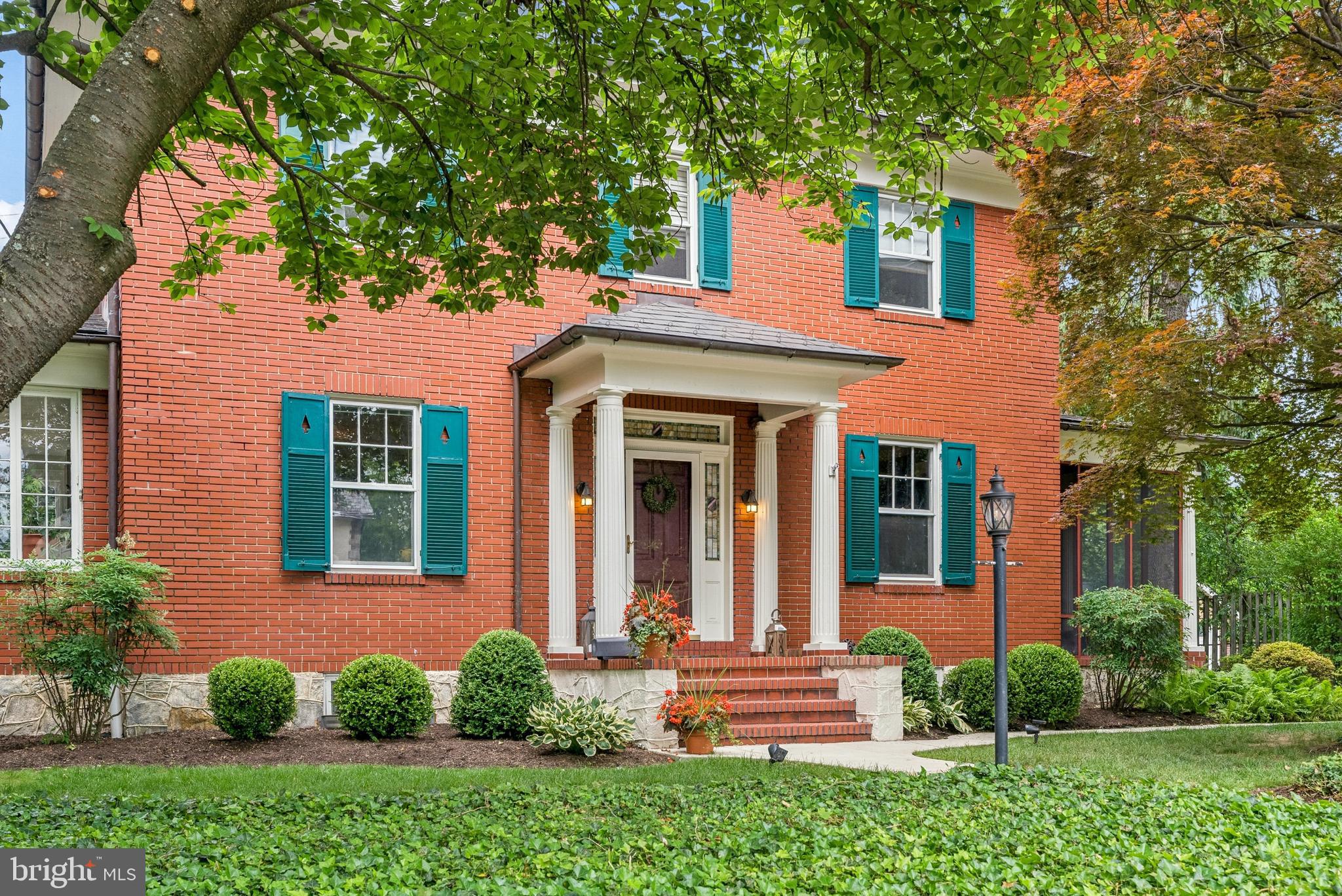 STONELEIGH - Residential