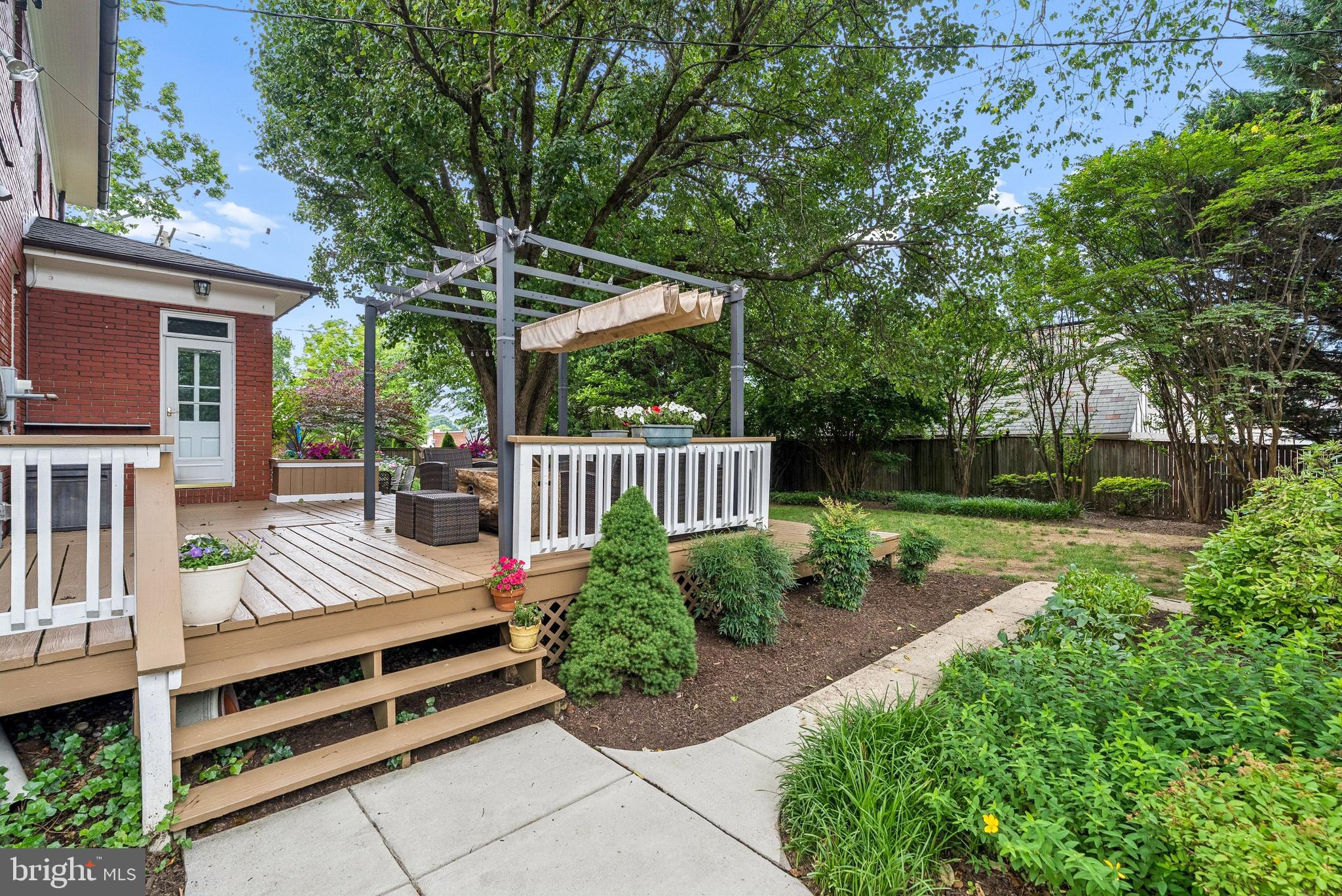 STONELEIGH - Residential
