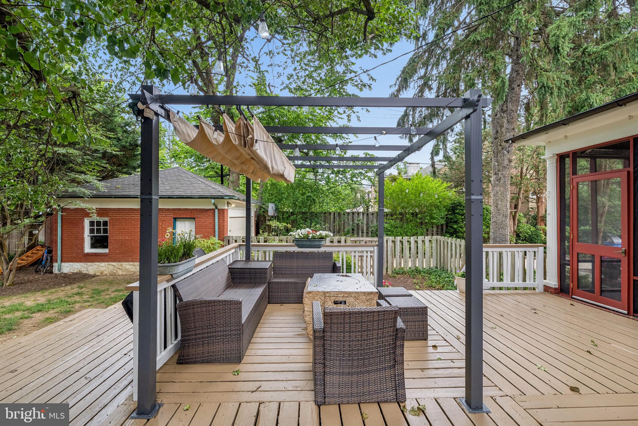 STONELEIGH - Residential