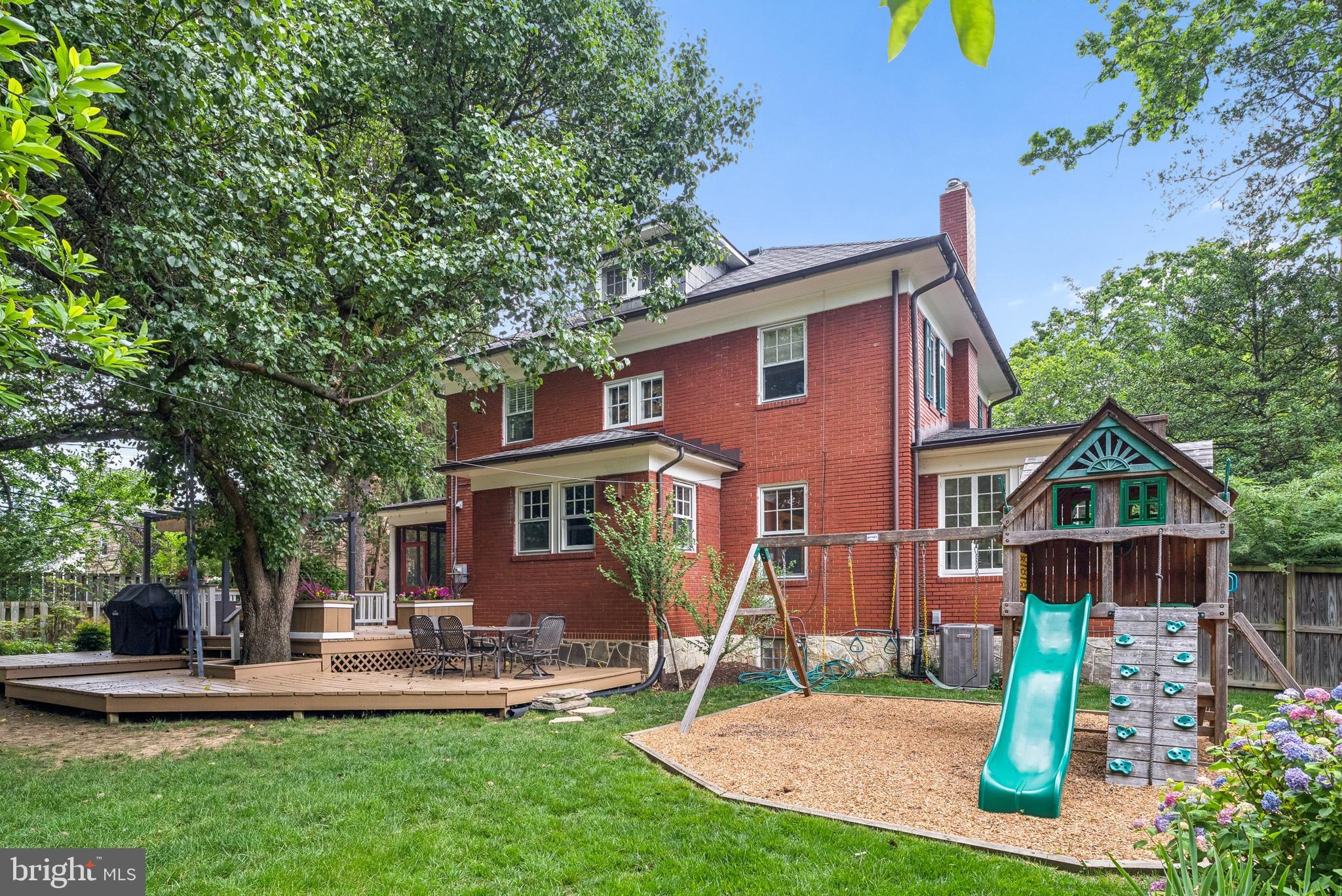 STONELEIGH - Residential