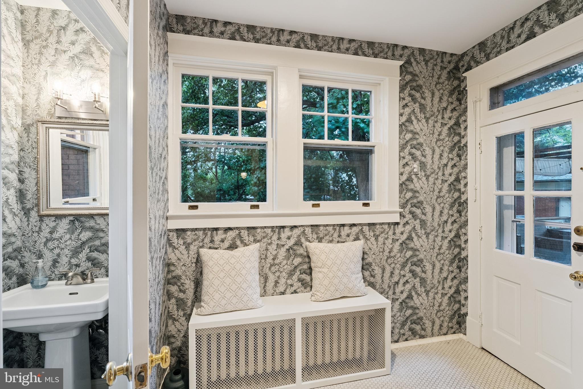 STONELEIGH - Residential