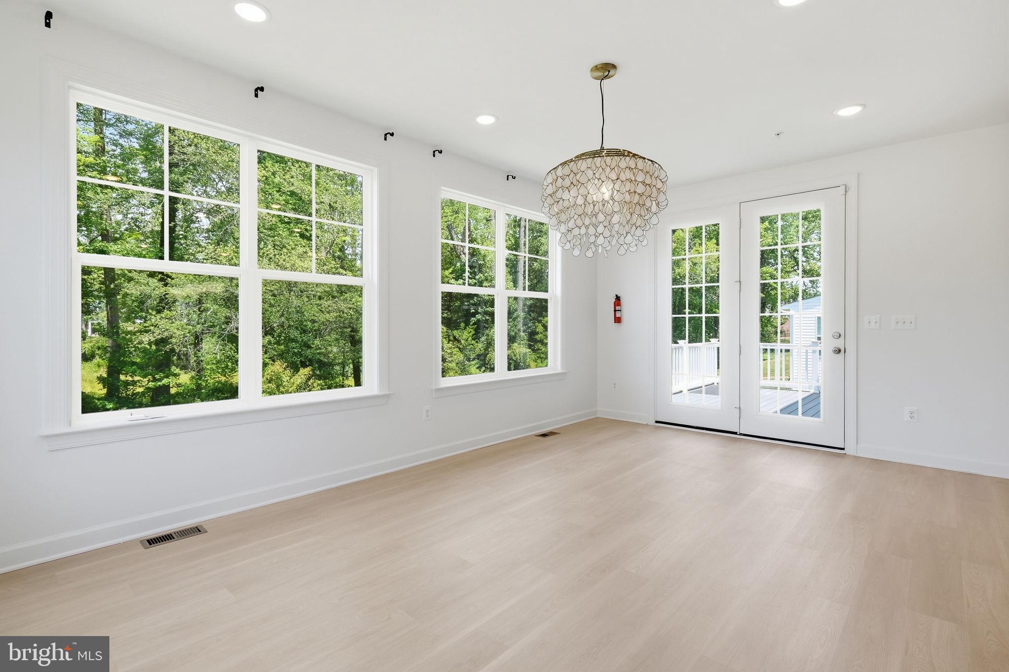 GLENN DALE - Residential