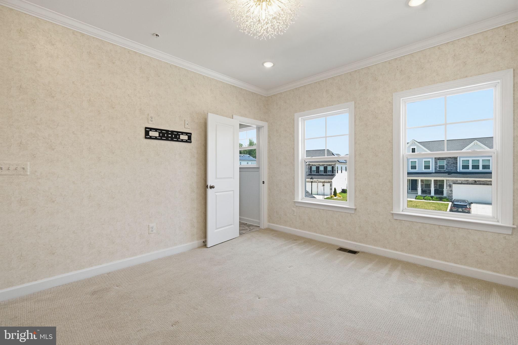 GLENN DALE - Residential