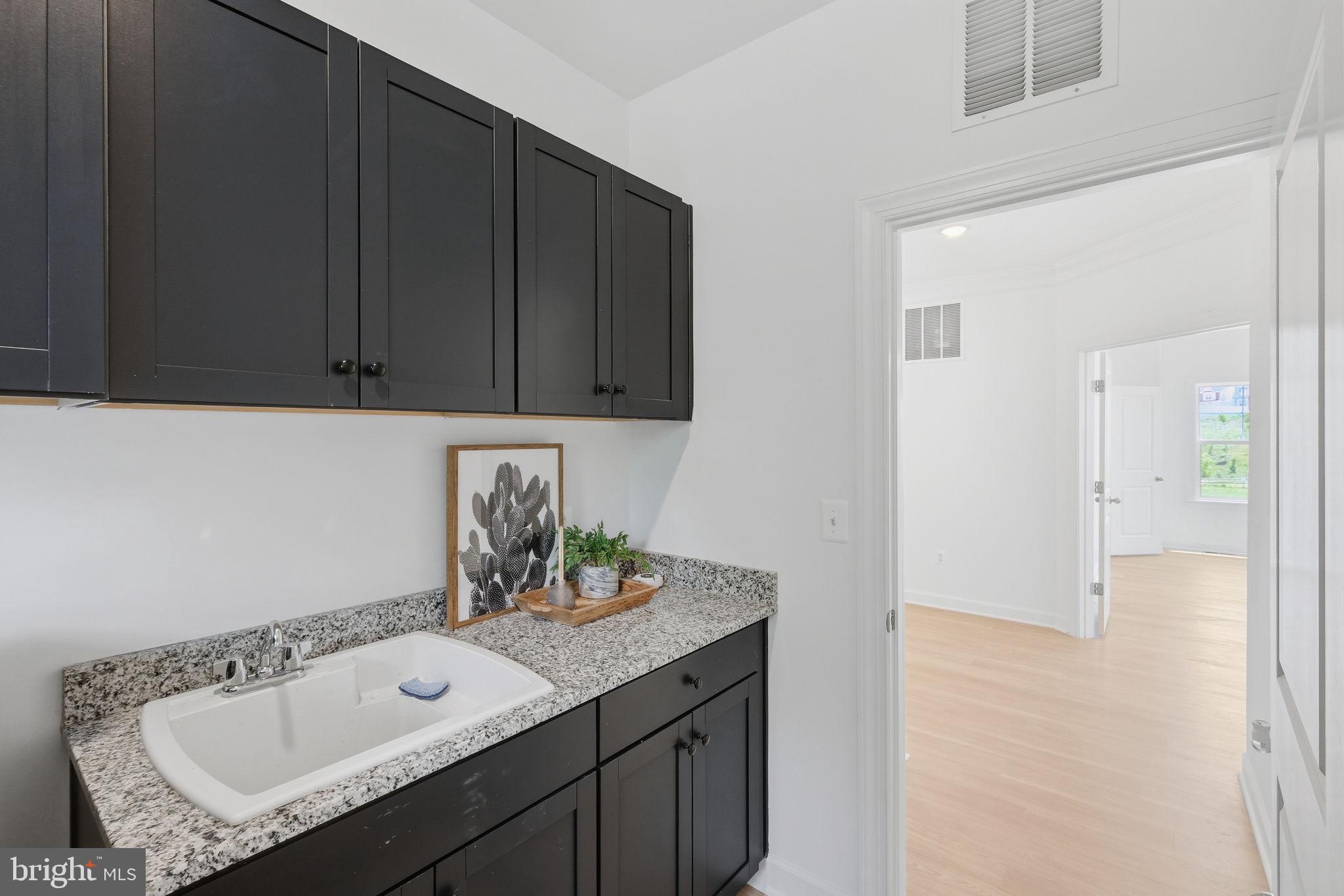 GLENN DALE - Residential