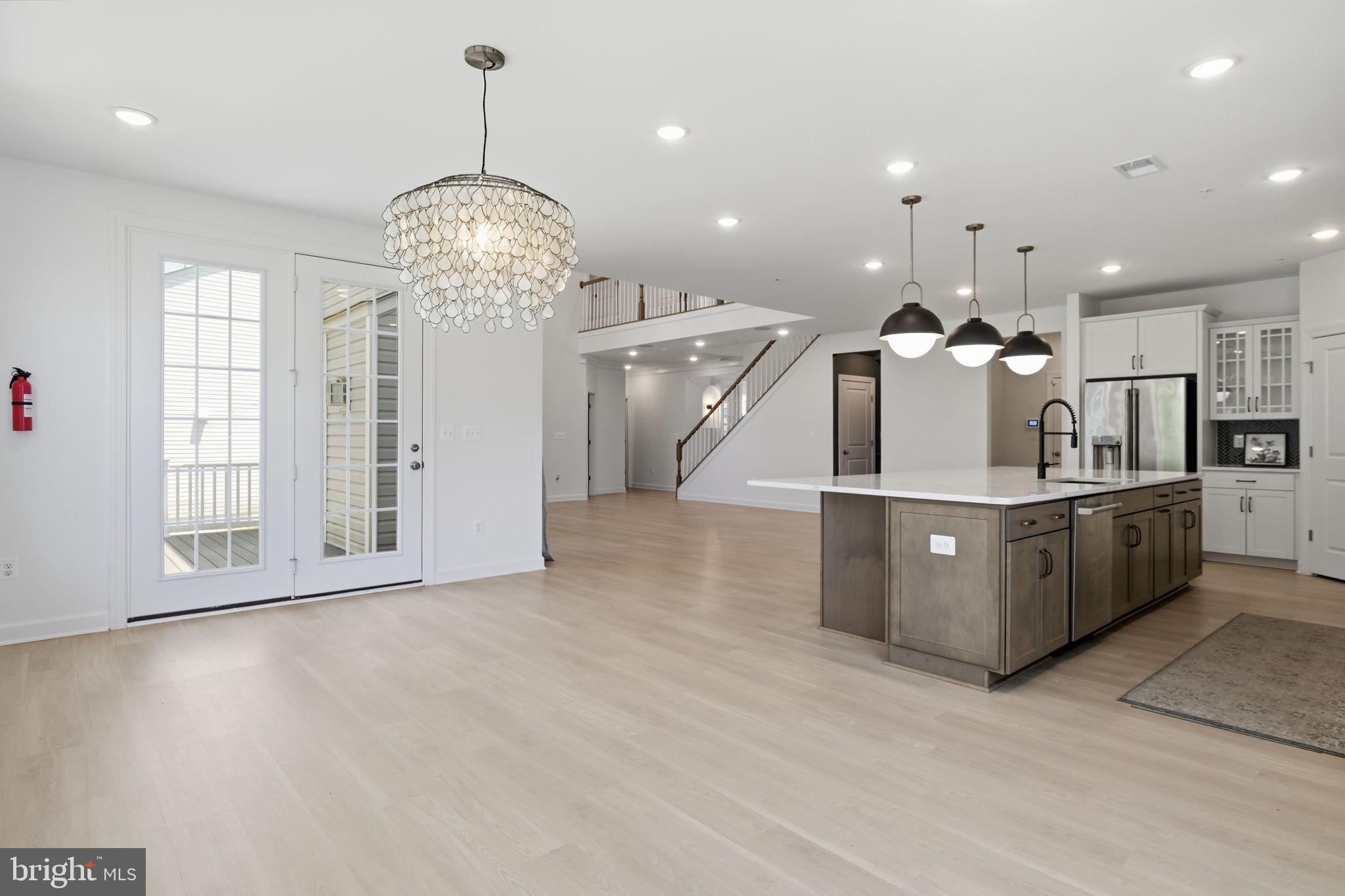 GLENN DALE - Residential