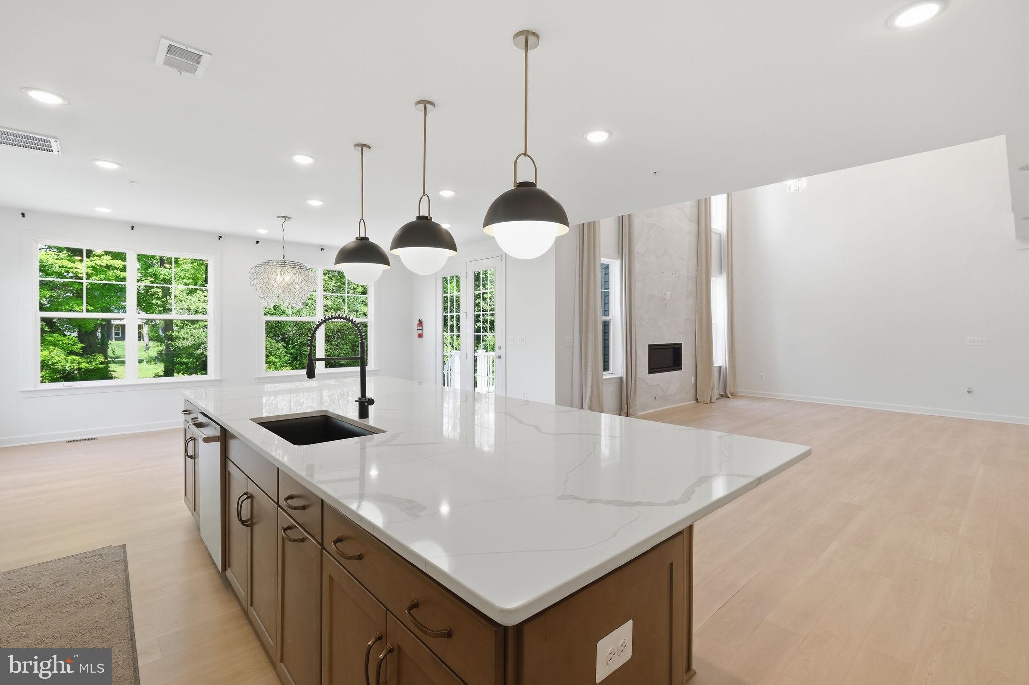 GLENN DALE - Residential