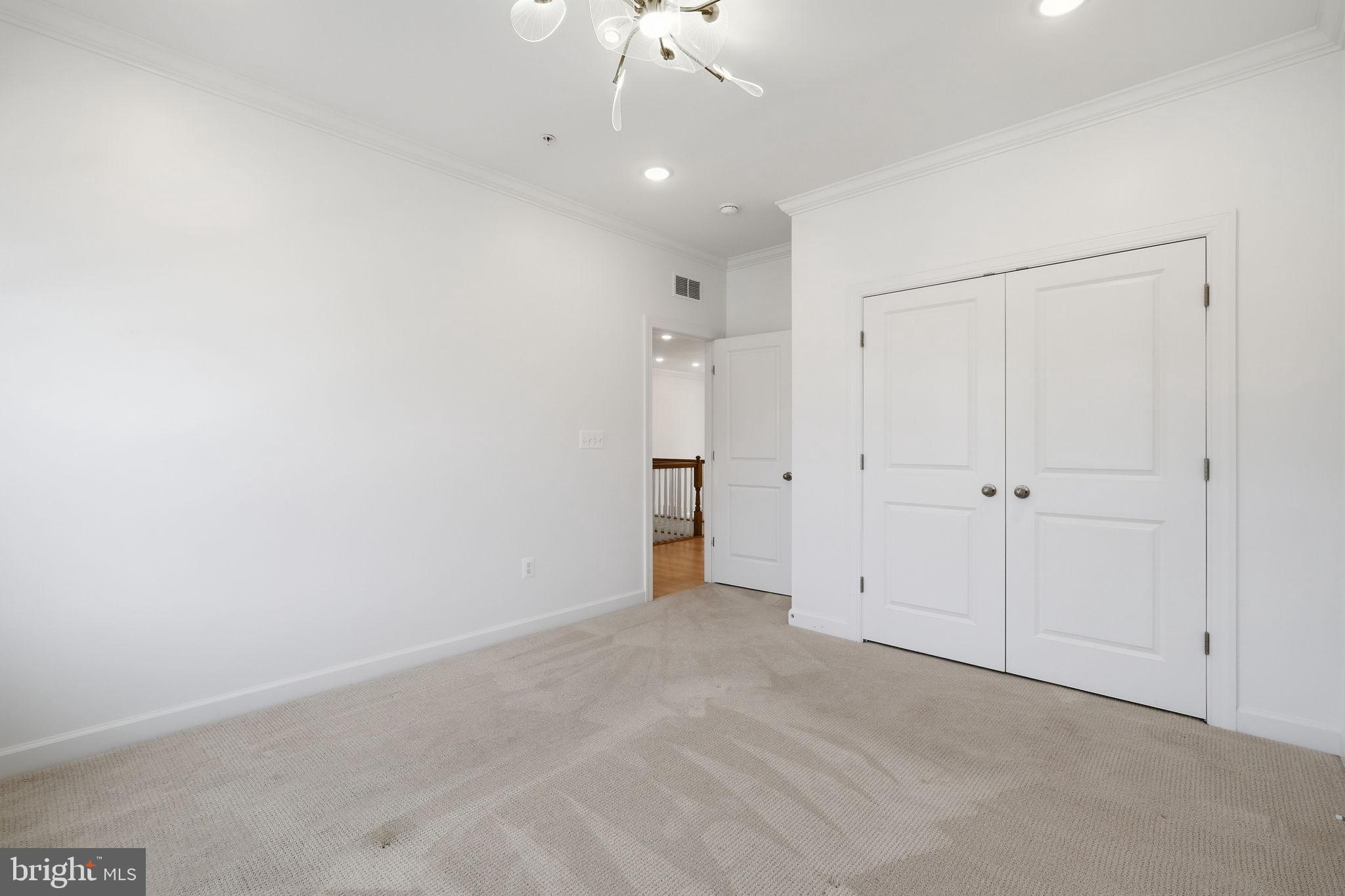 GLENN DALE - Residential