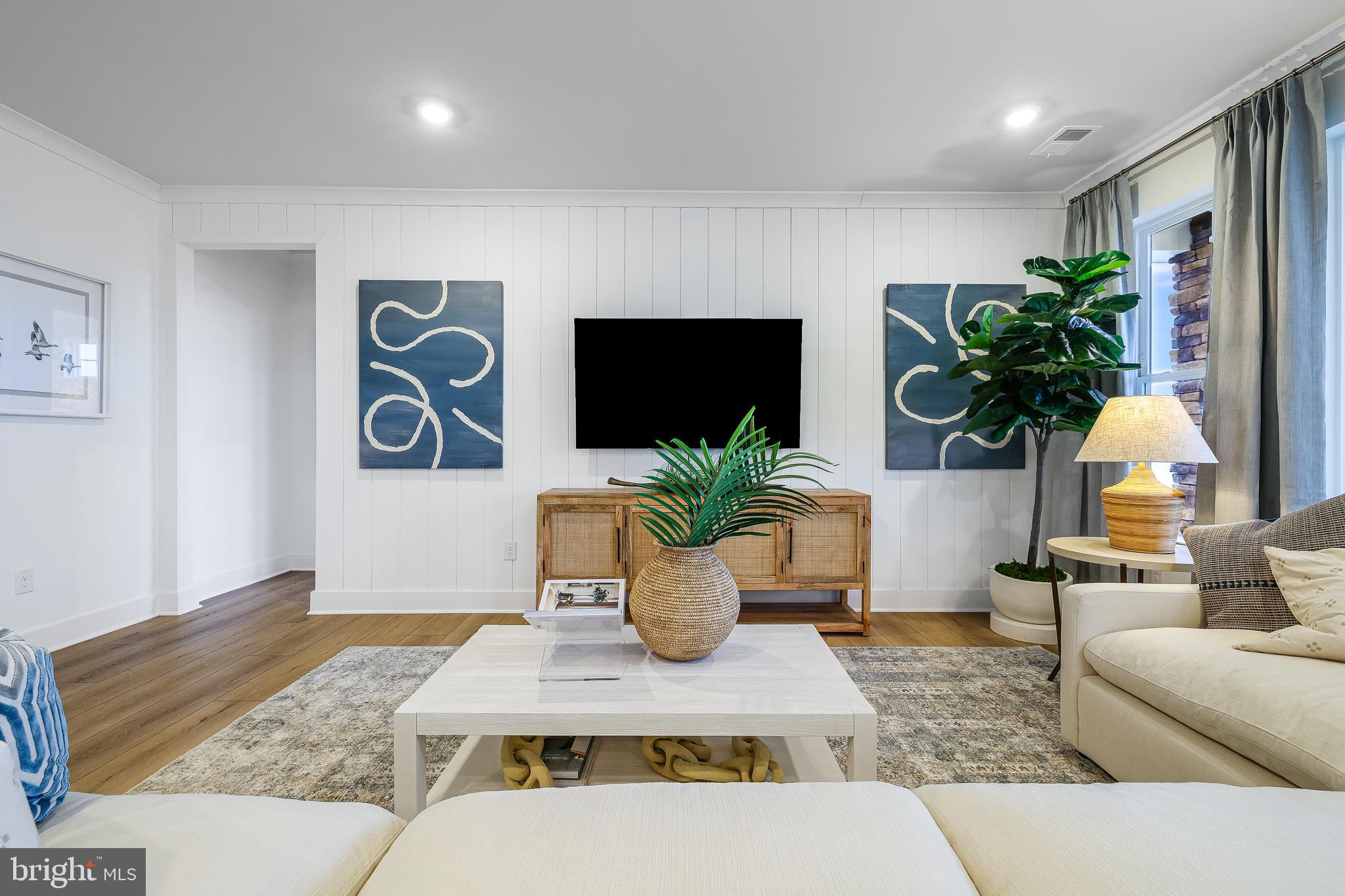 BRIDGEWATER - Residential