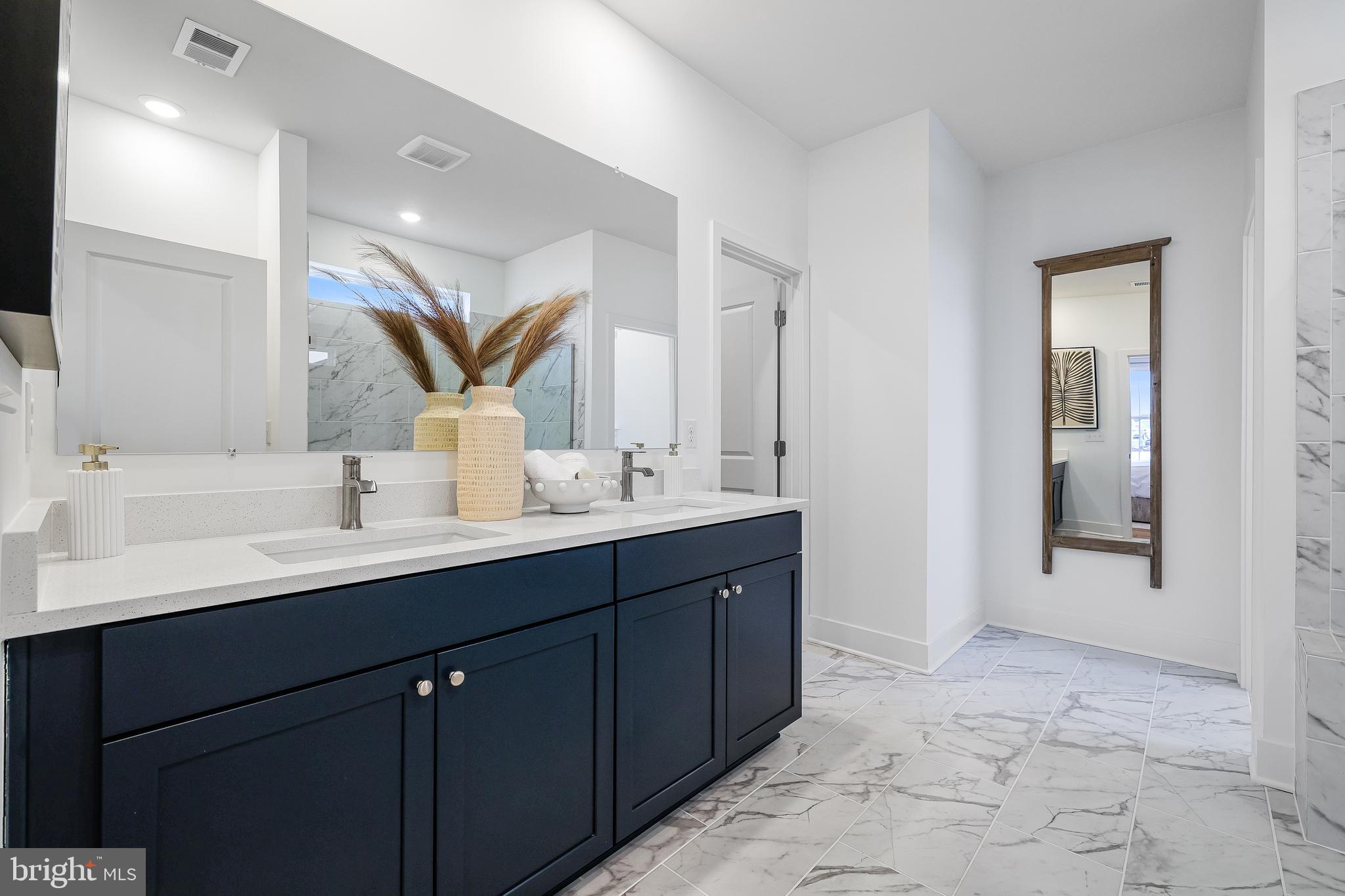 BRIDGEWATER - Residential