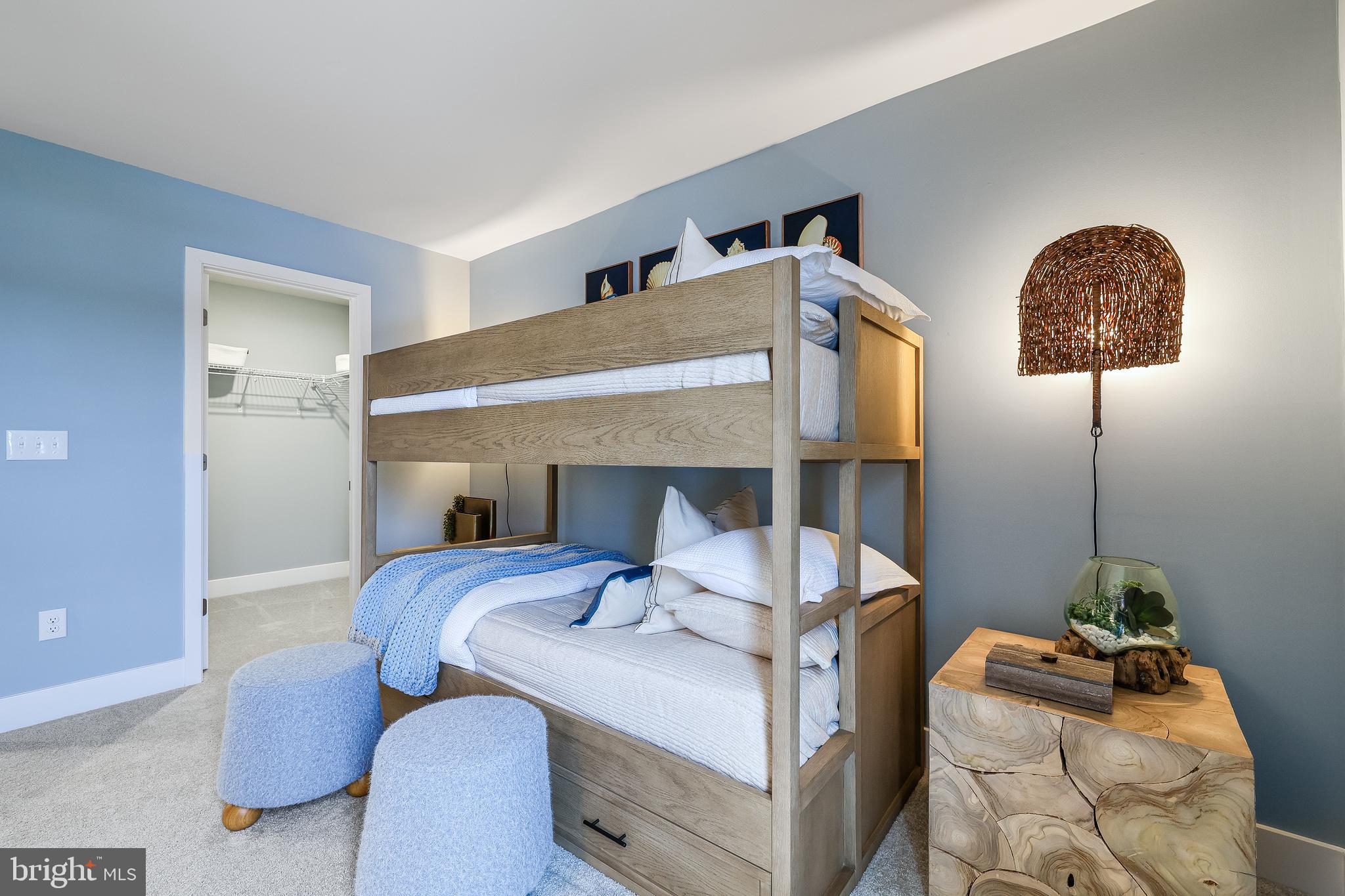 BRIDGEWATER - Residential