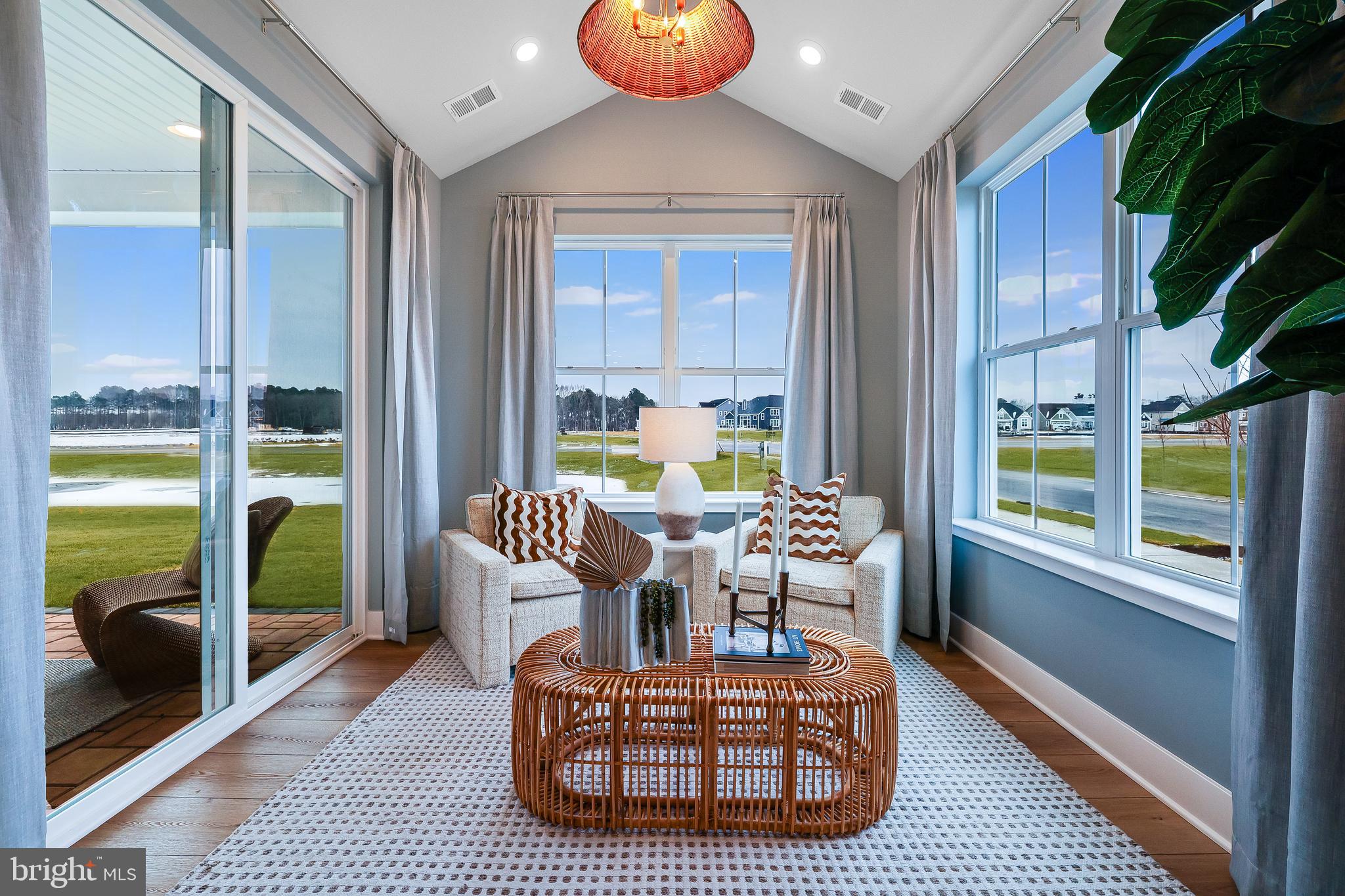 BRIDGEWATER - Residential