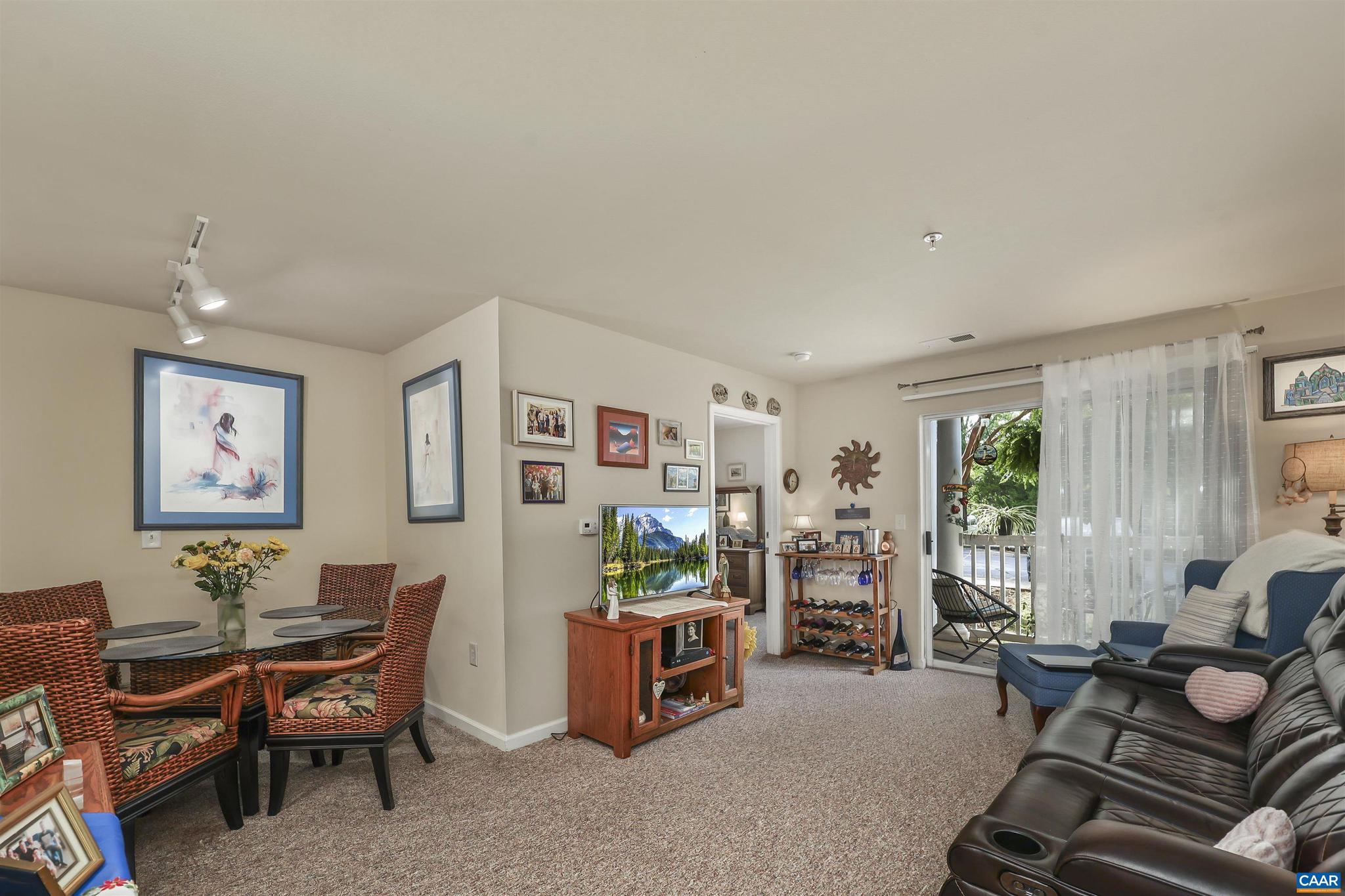 EAGLES LANDING - Residential
