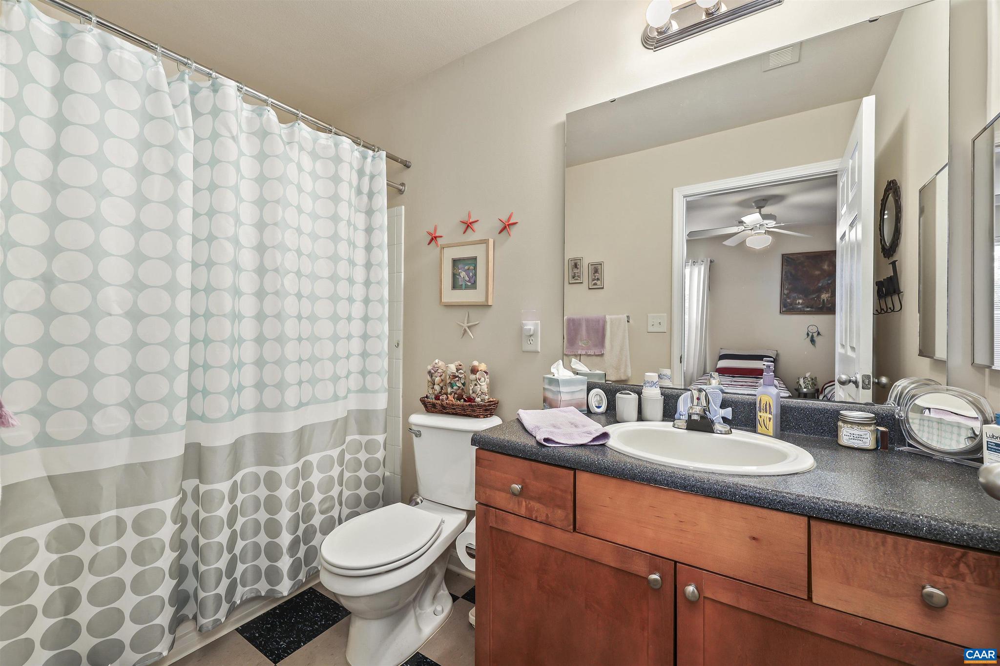 EAGLES LANDING - Residential