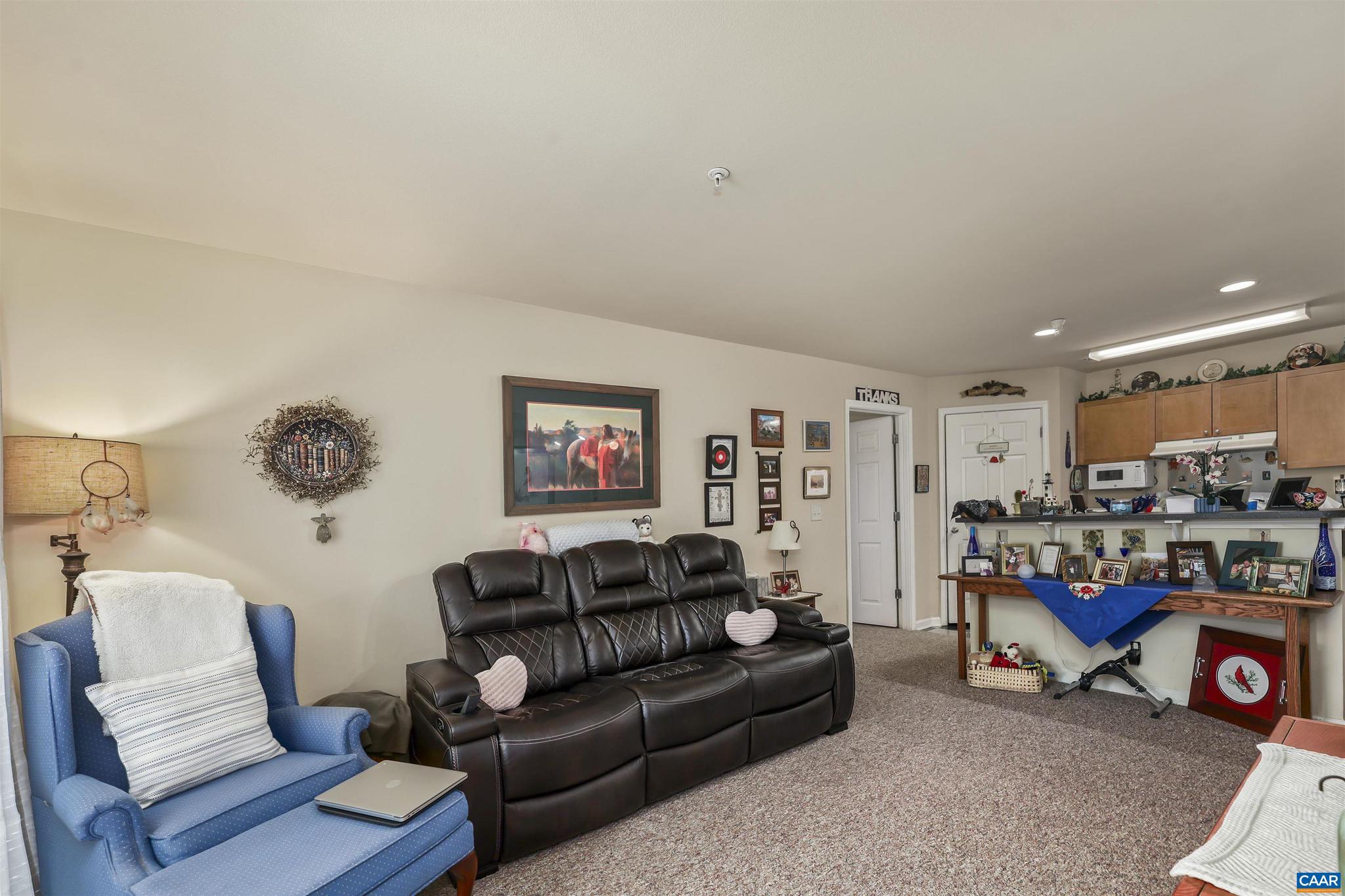 EAGLES LANDING - Residential