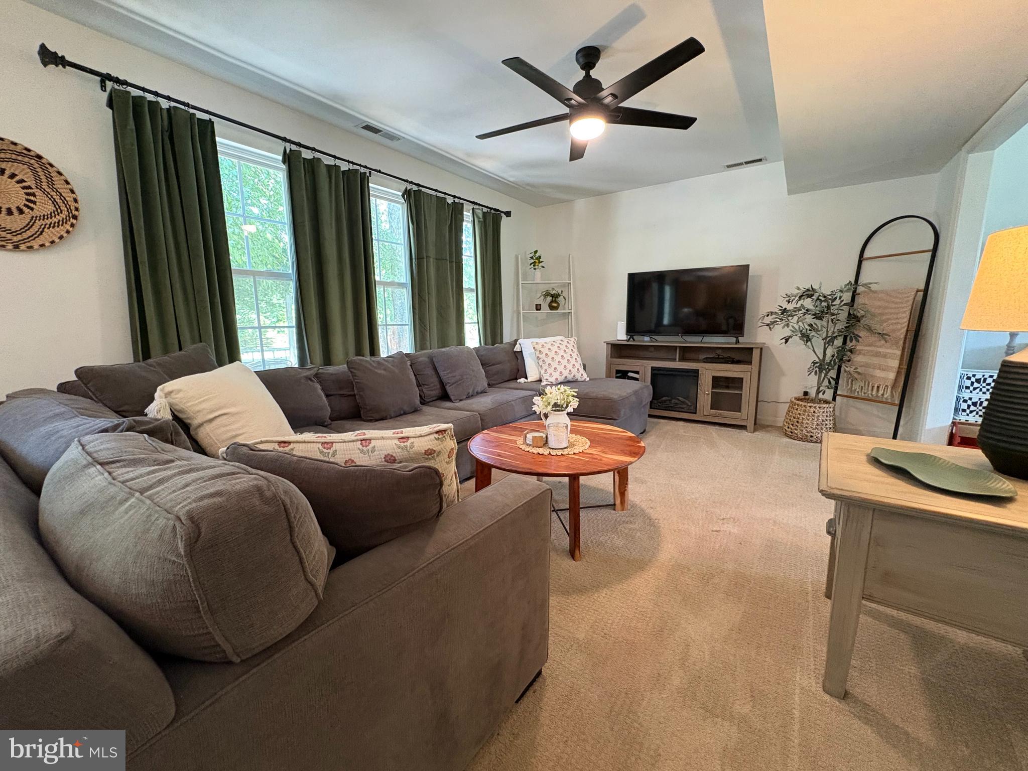 ROLLING ACRES - Residential