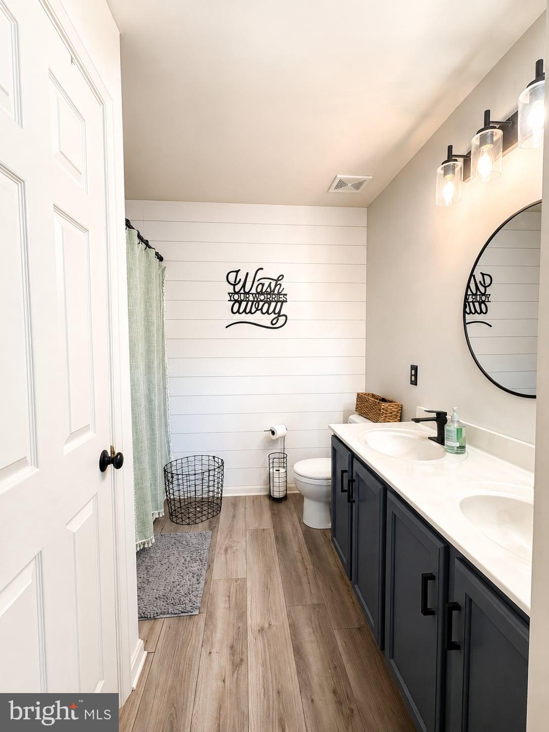 ROLLING ACRES - Residential