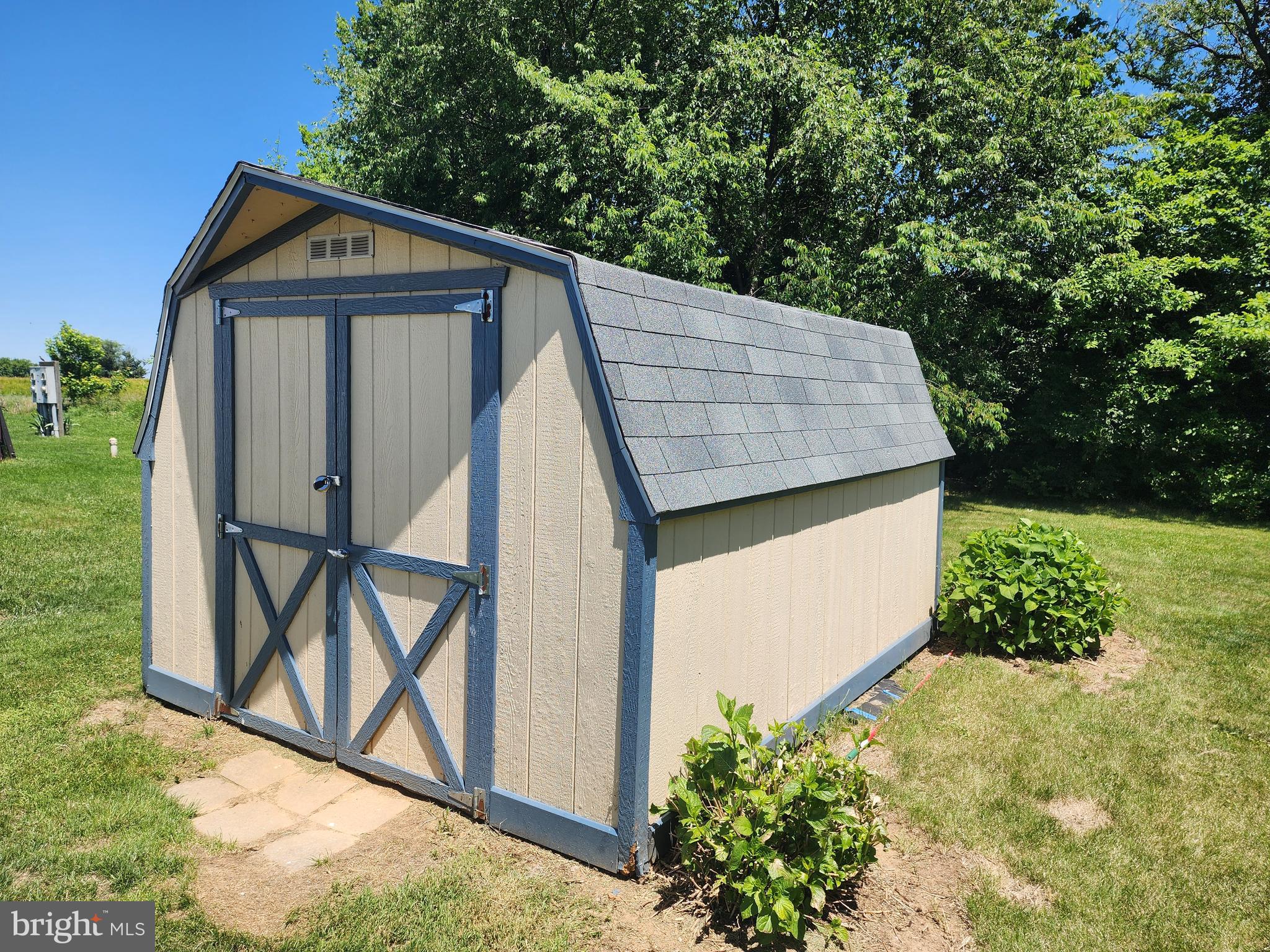 NORTH HAGERSTOWN - Residential
