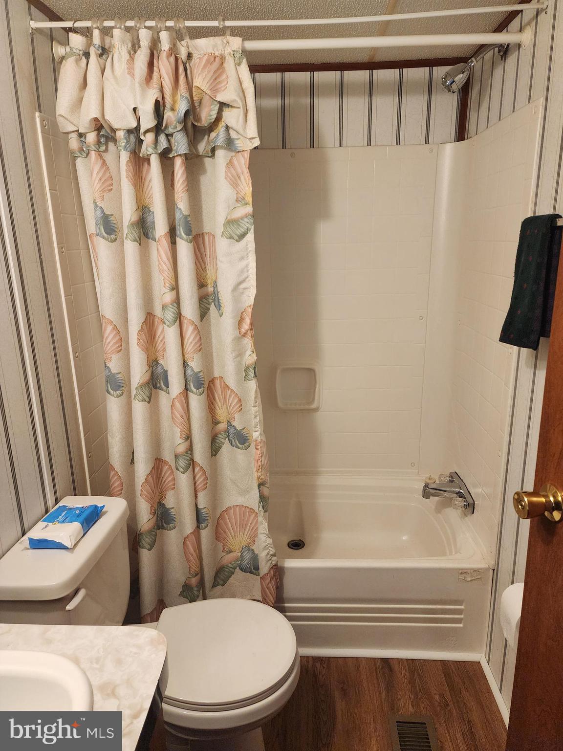 NORTH HAGERSTOWN - Residential