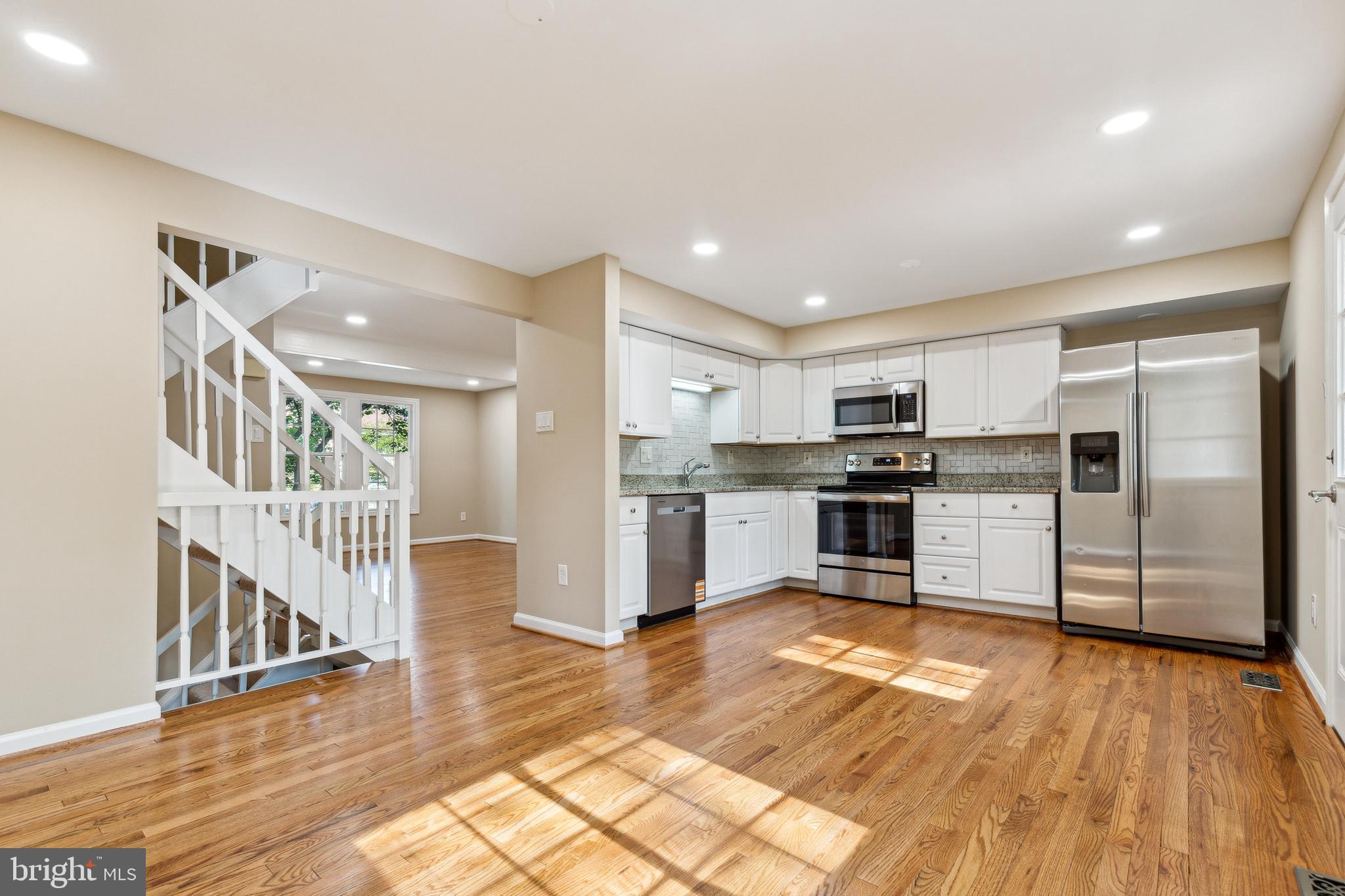 FLINT HILL MANOR - Residential