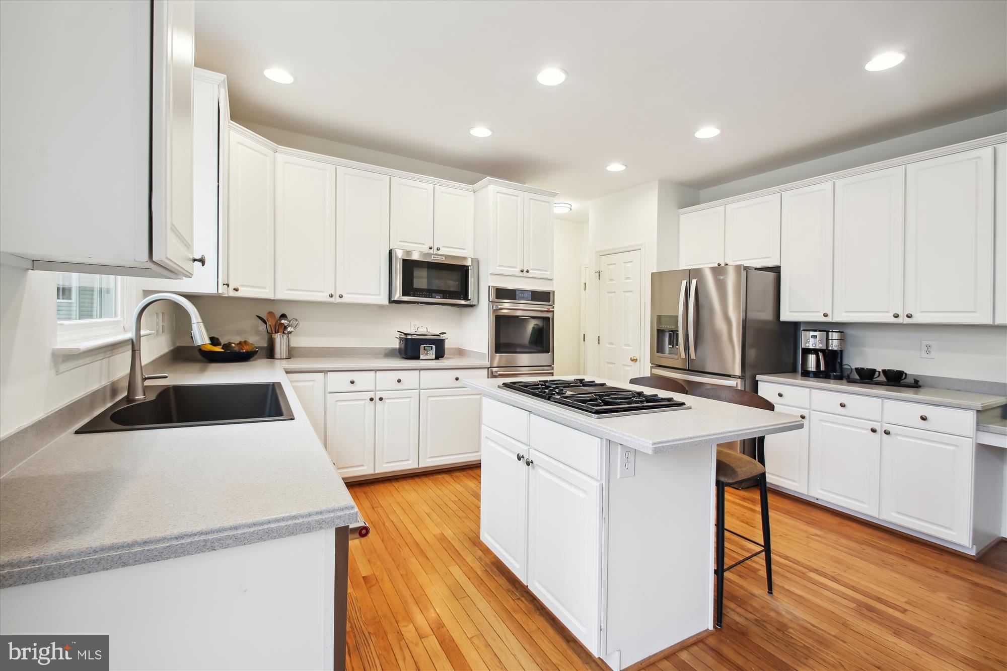 VILLAGE OF RIVER HILL - Residential