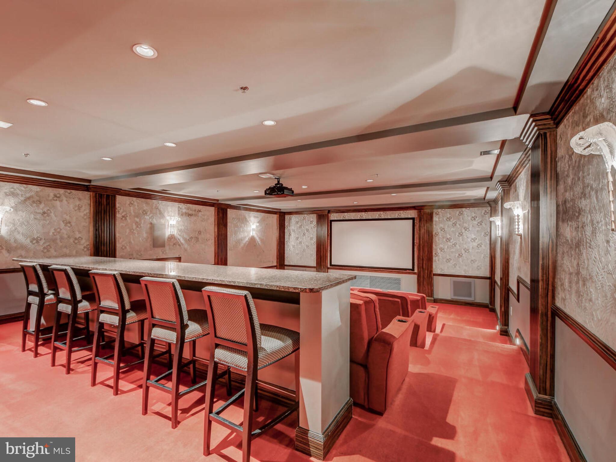 THE RITZ-CARLTON RESIDENCES - Residential