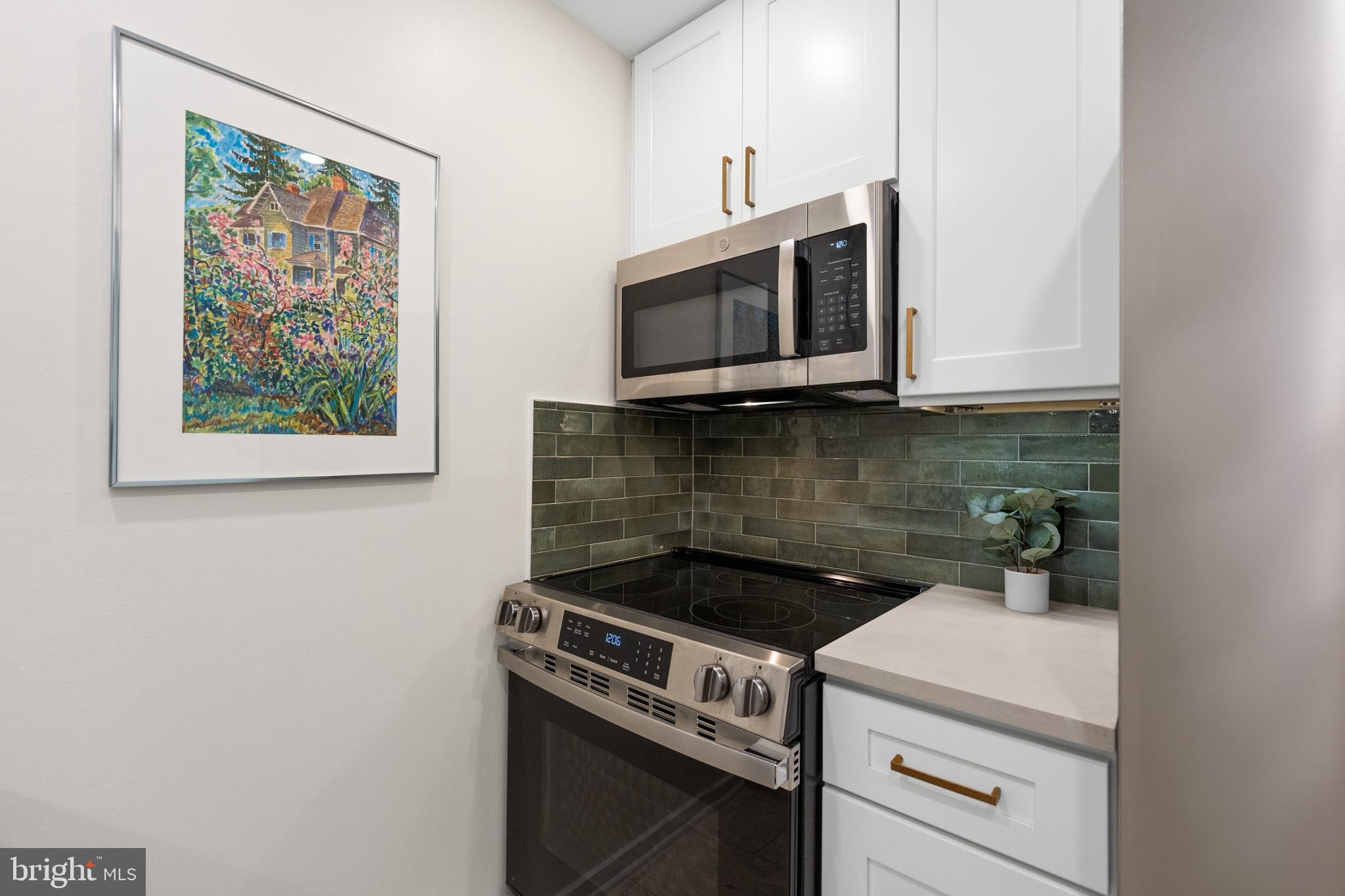 ROCK CREEK GARDENS - Residential