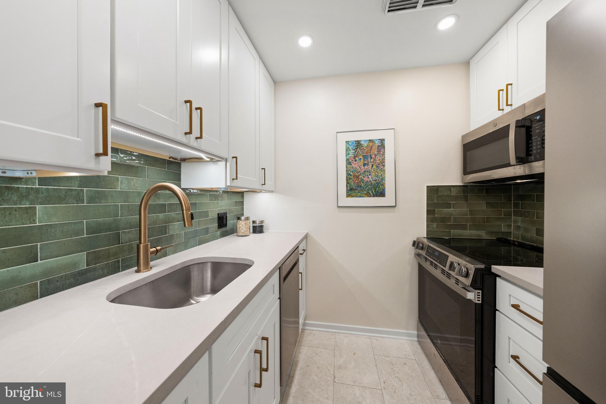 ROCK CREEK GARDENS - Residential
