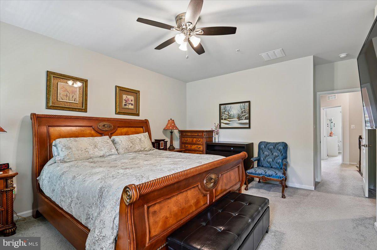 PONDVIEW - Residential