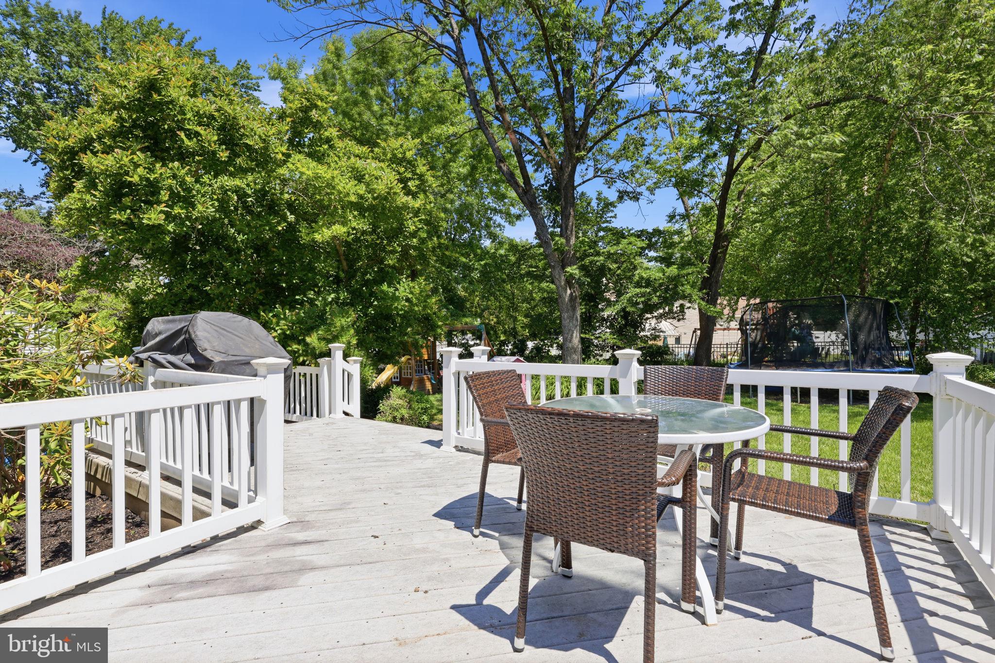 TOWER HILL WOODS - Residential