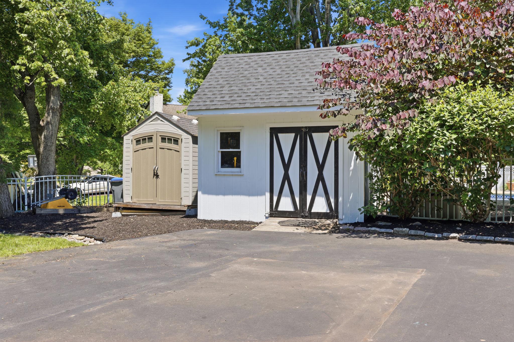TOWER HILL WOODS - Residential