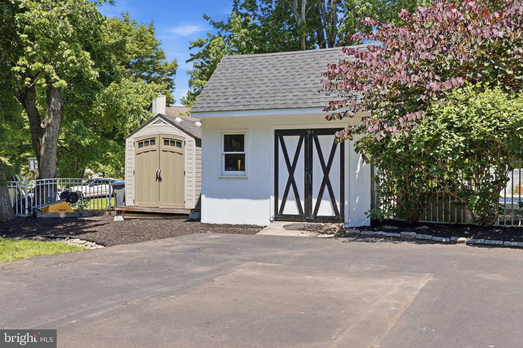 TOWER HILL WOODS - Residential