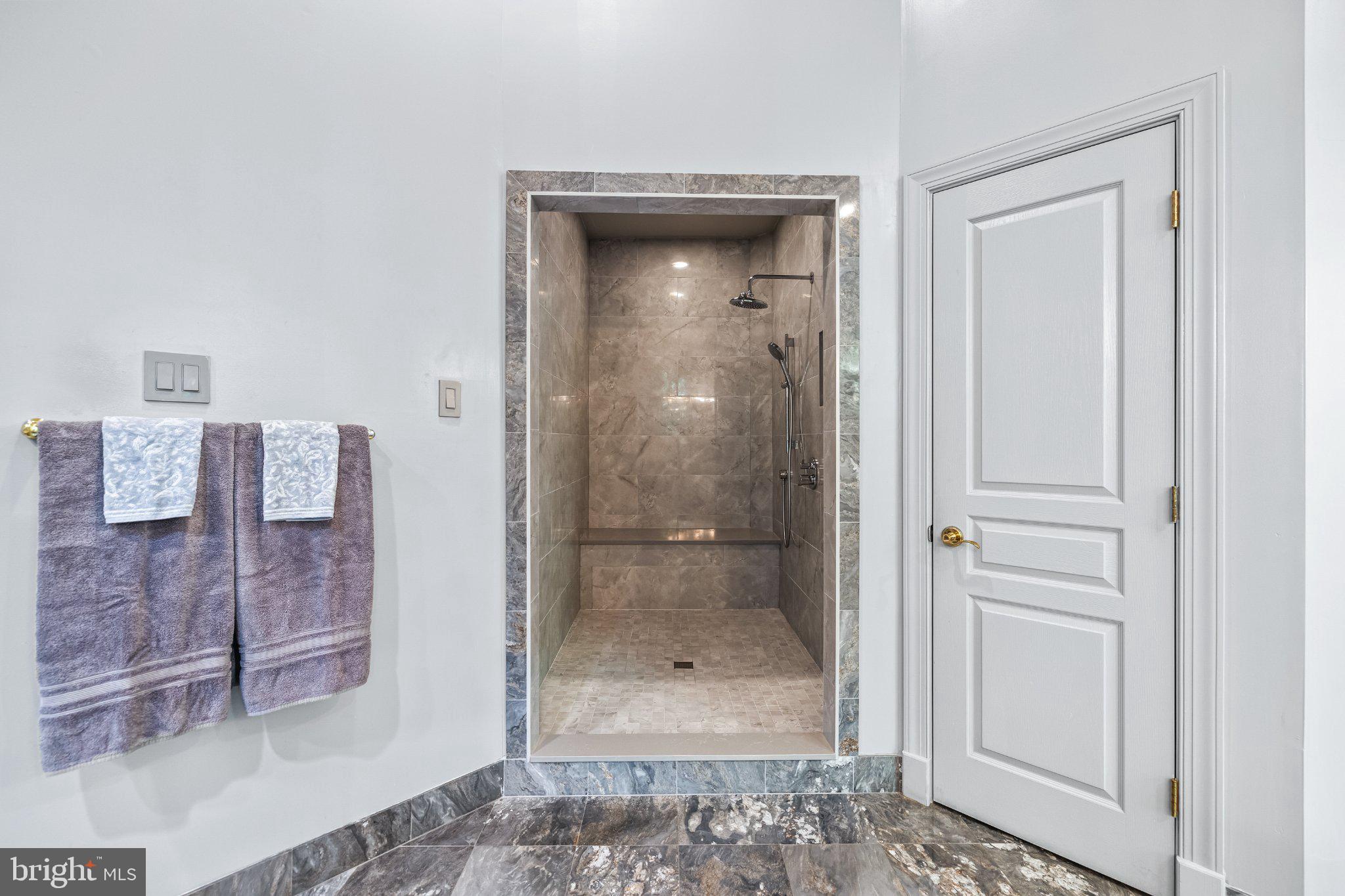 WORTHINGTON VALLEY ESTATES - Residential