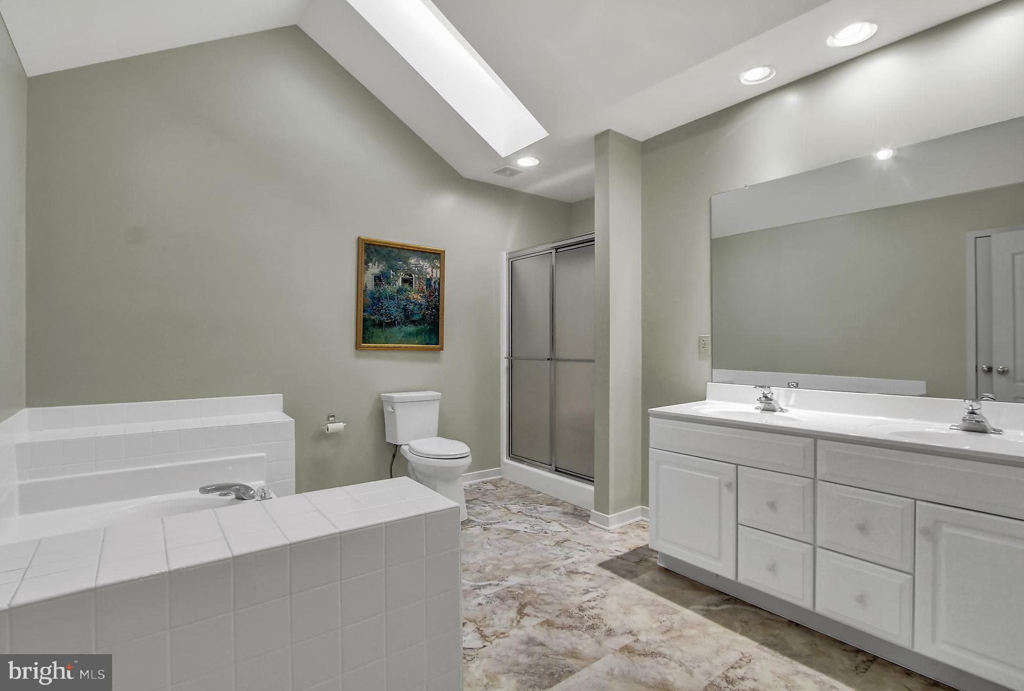 HERITAGE HILLS CONDOS - Residential