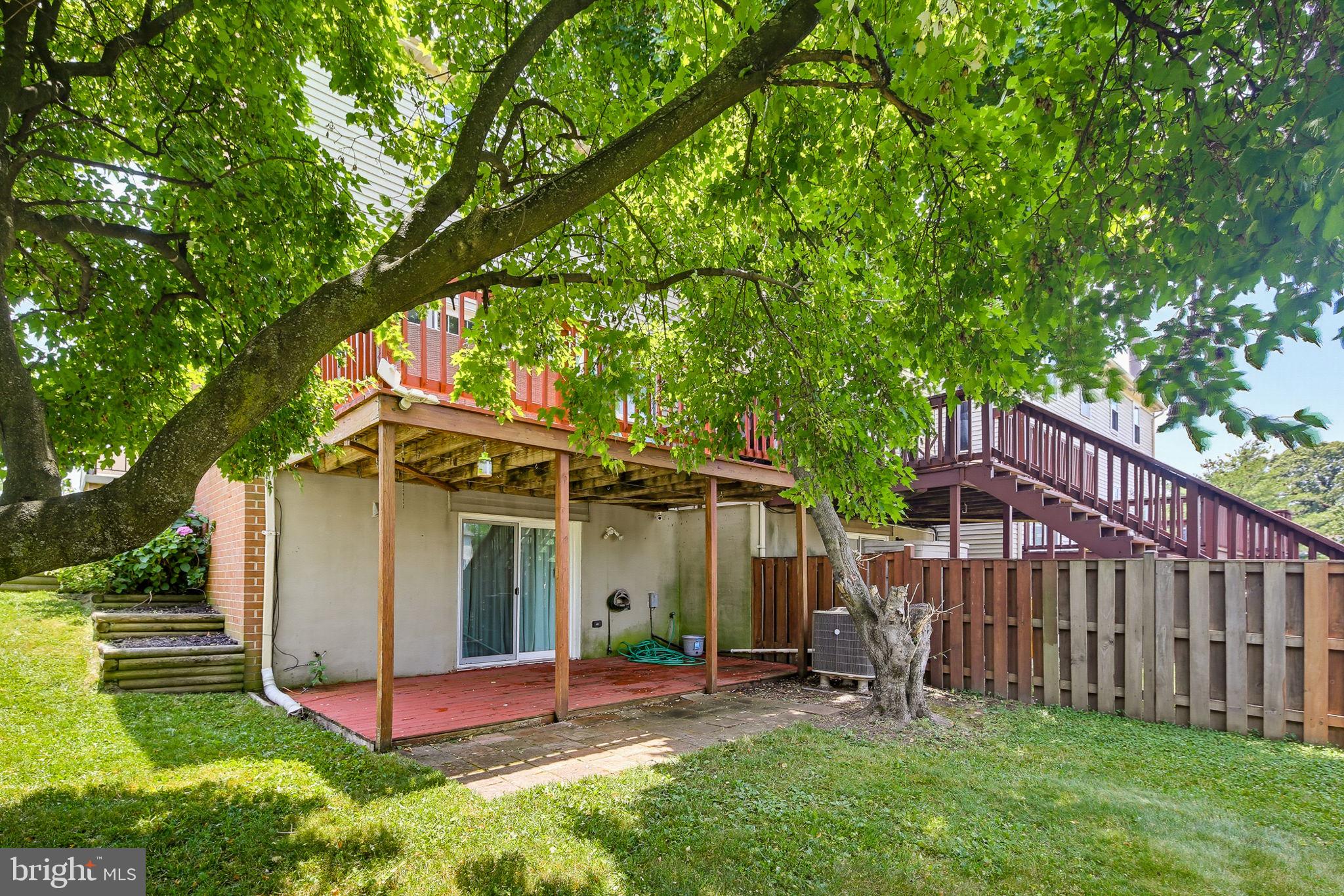 ELIZABETHS LANDING - Residential
