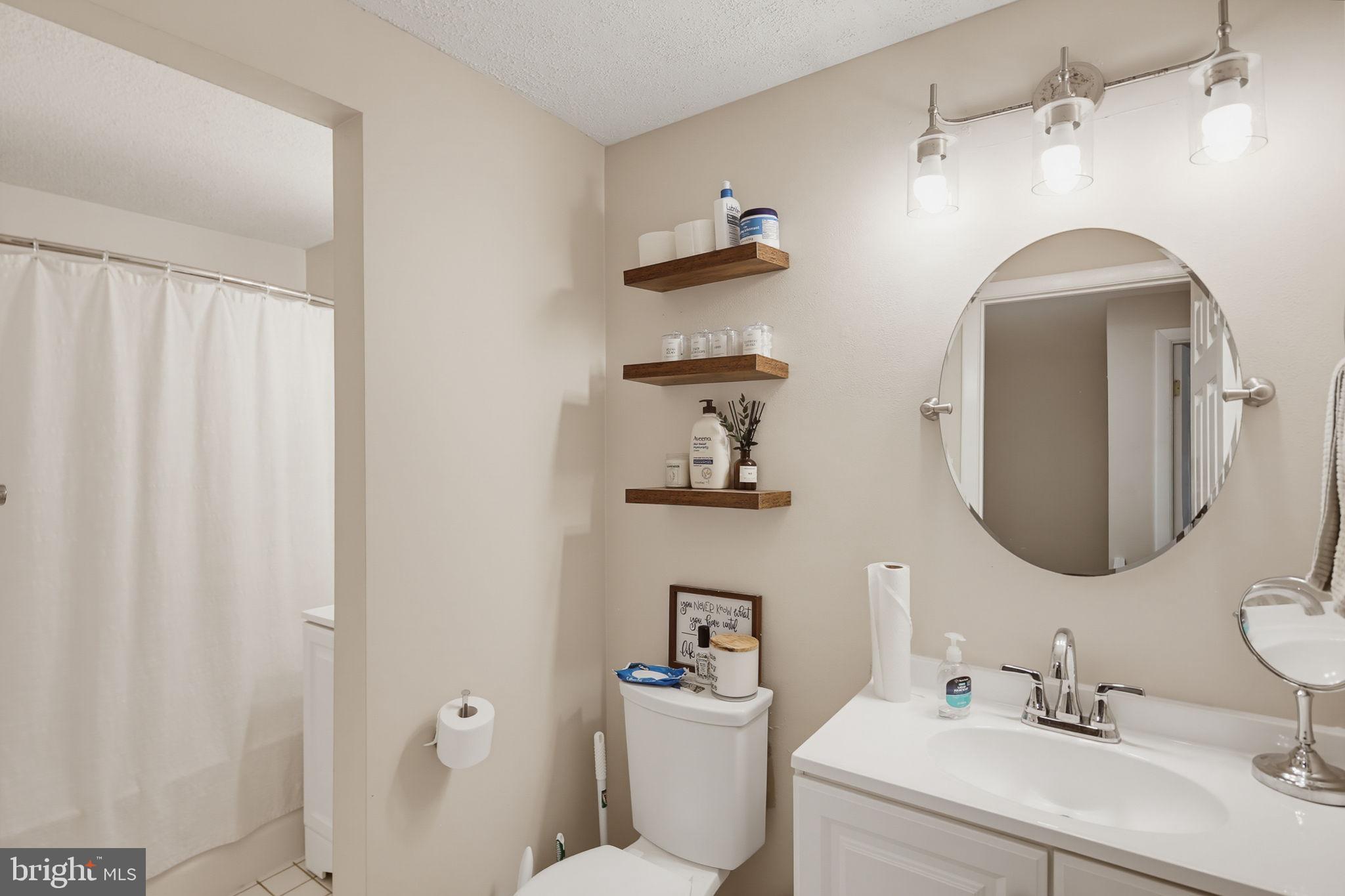 ELIZABETHS LANDING - Residential