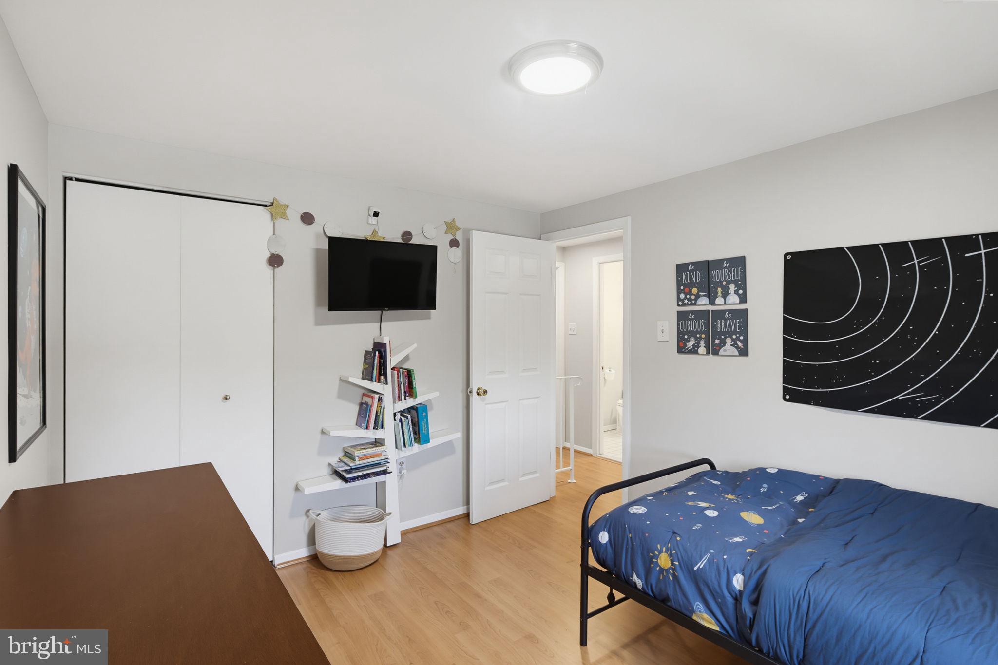 ELIZABETHS LANDING - Residential