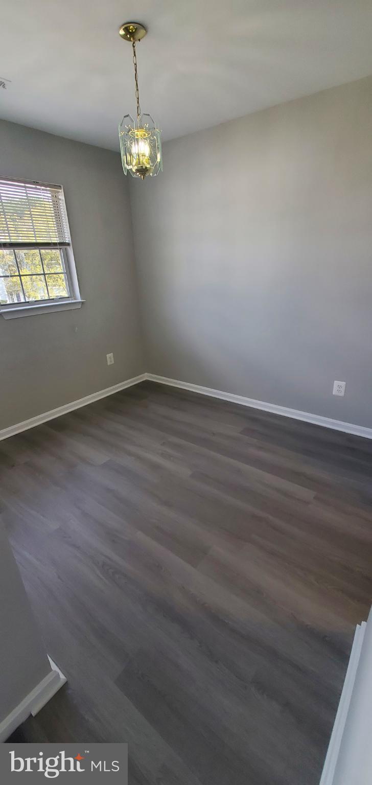 VILLAGE OF MONTGOMERY RUN - Residential