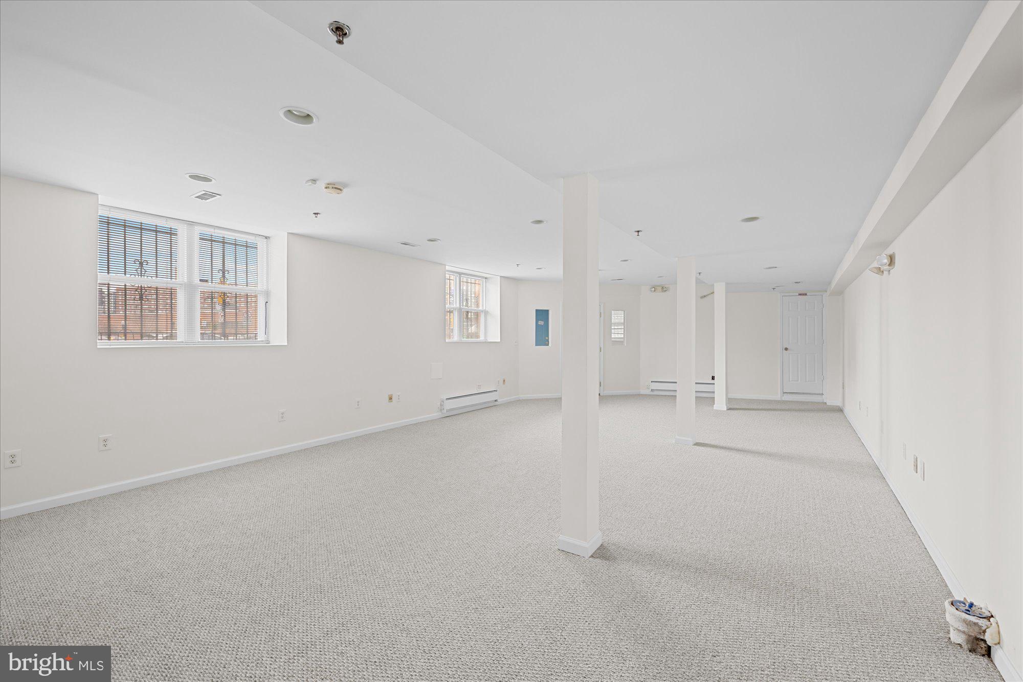 MOUNT VERNON TRIANGLE - Commercial Sale
