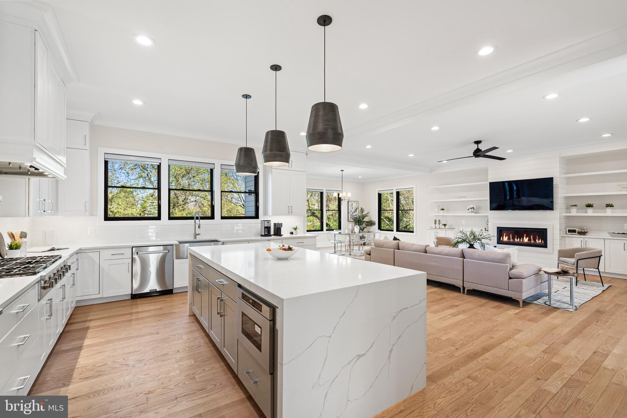 ROSEMONT - Residential