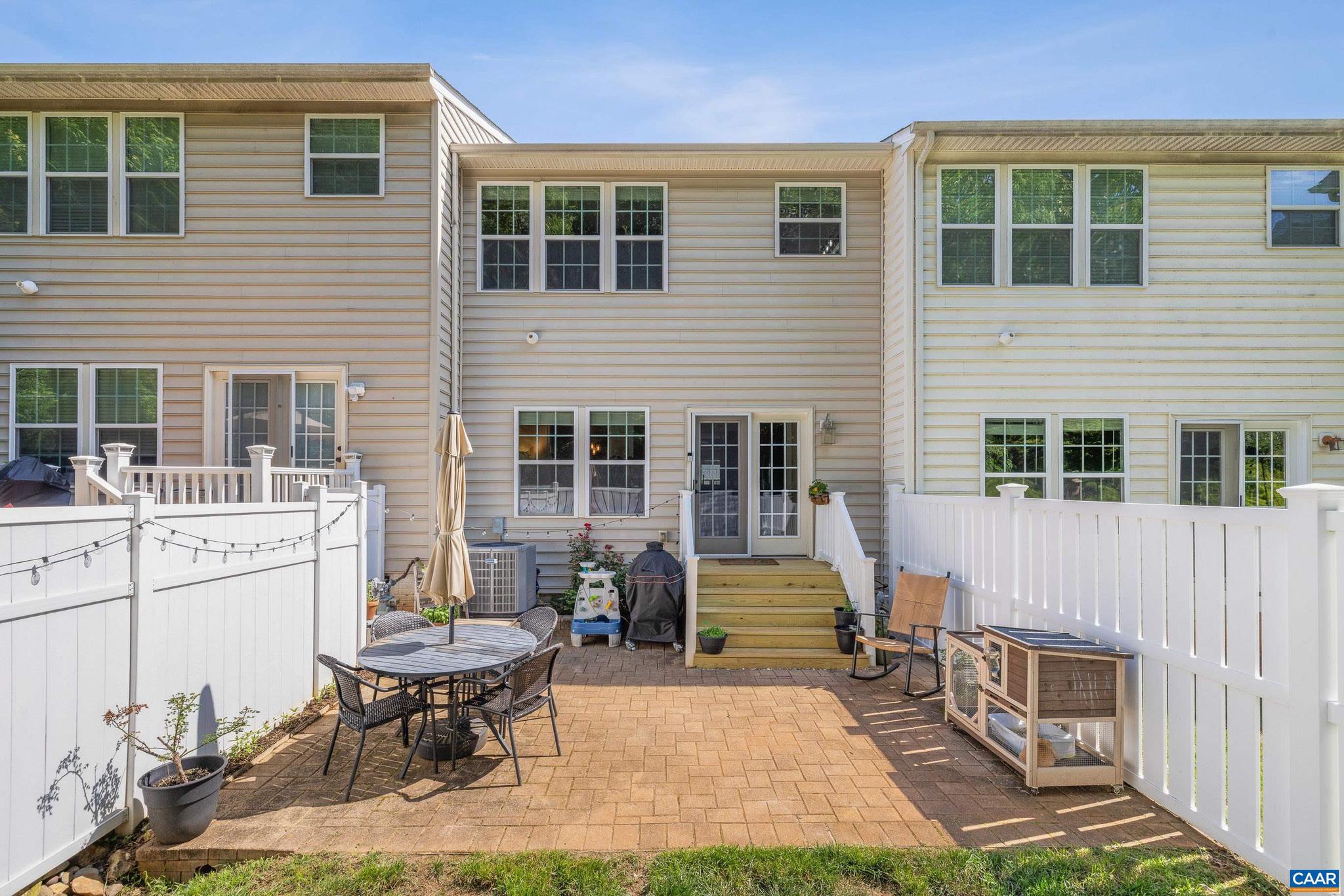 PAVILIONS AT PANTOPS - Residential