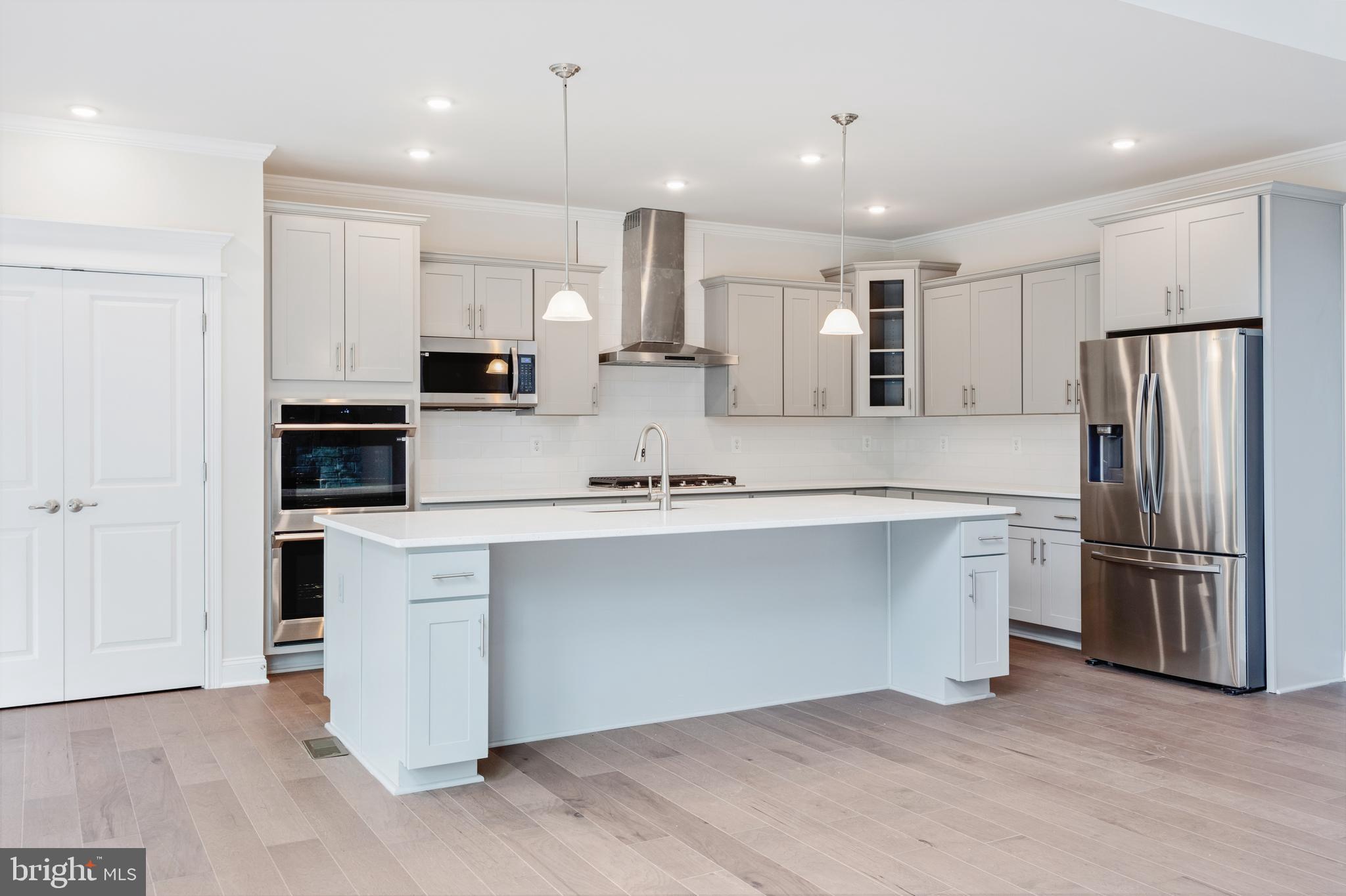 HITES VIEW ESTATES - Residential