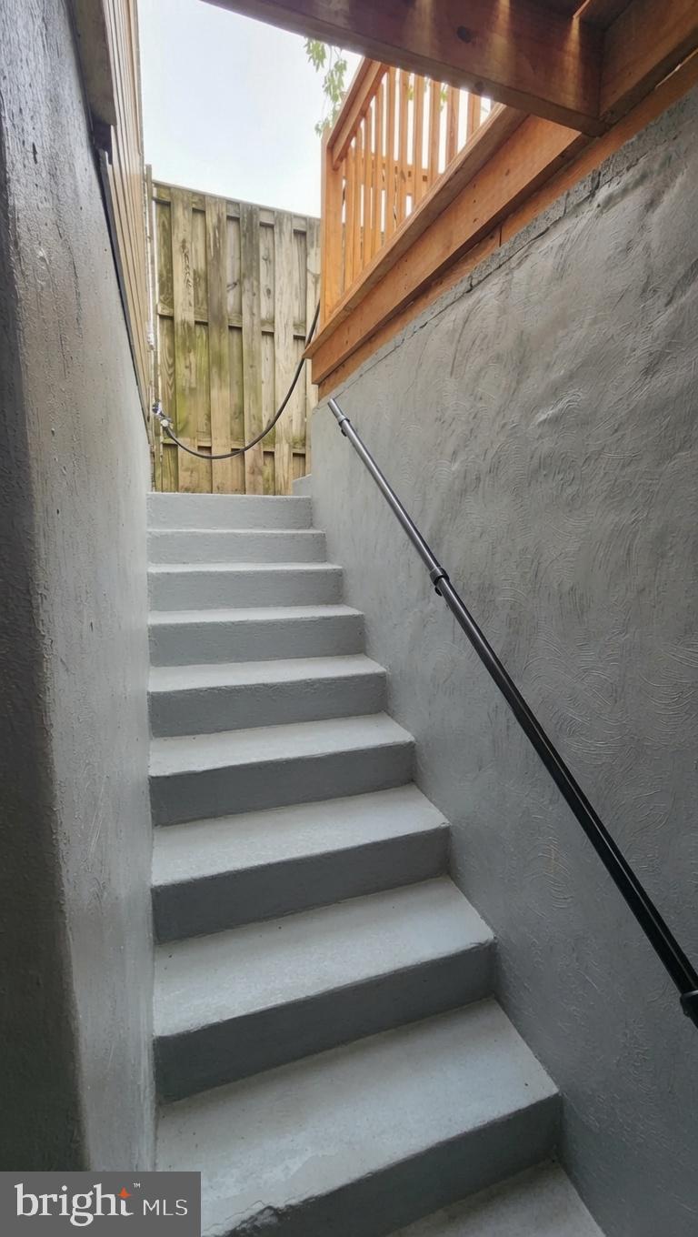 CIPRIANO WOODS - Residential